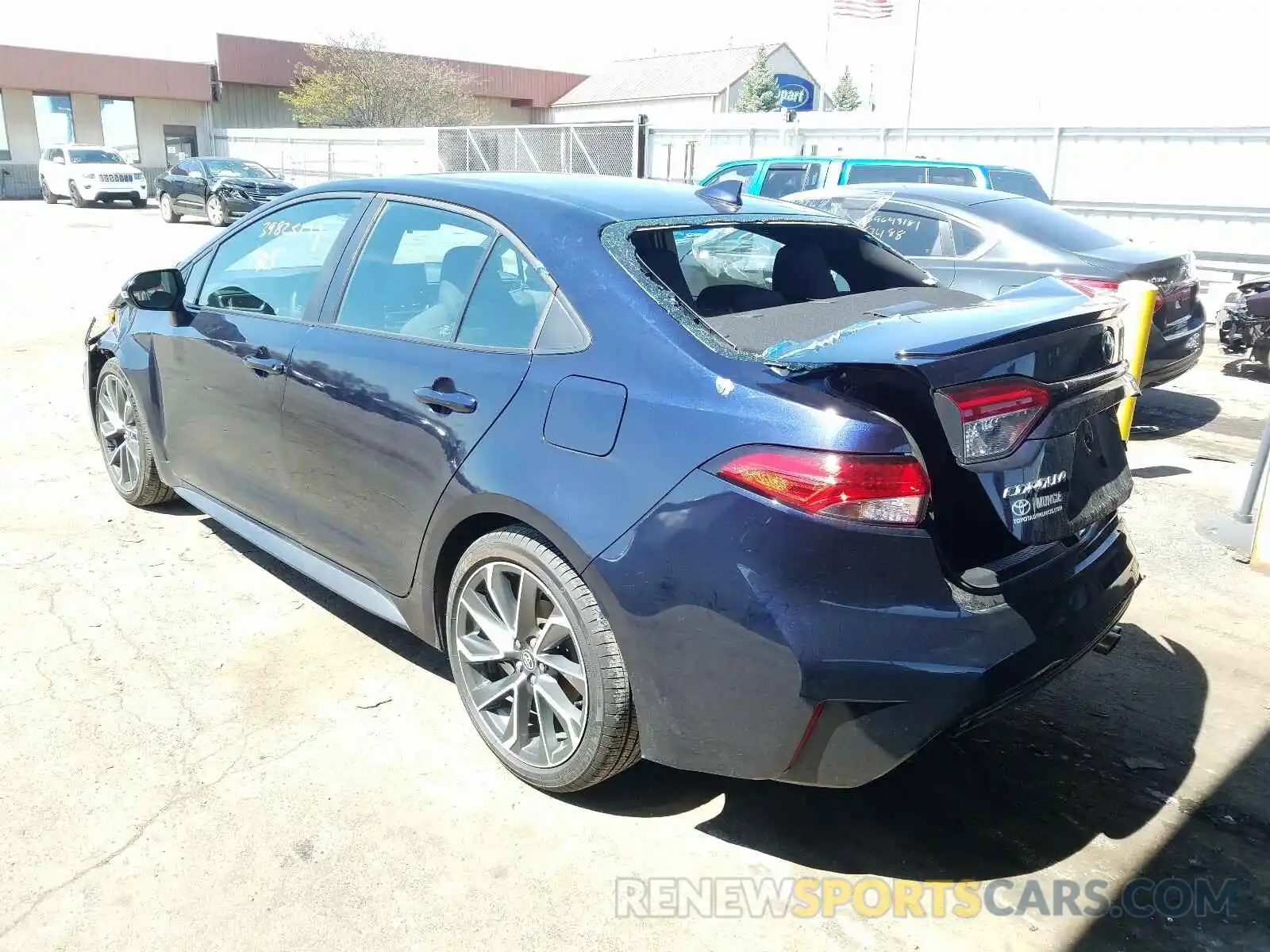 3 Photograph of a damaged car 5YFS4RCE1LP055799 TOYOTA COROLLA 2020