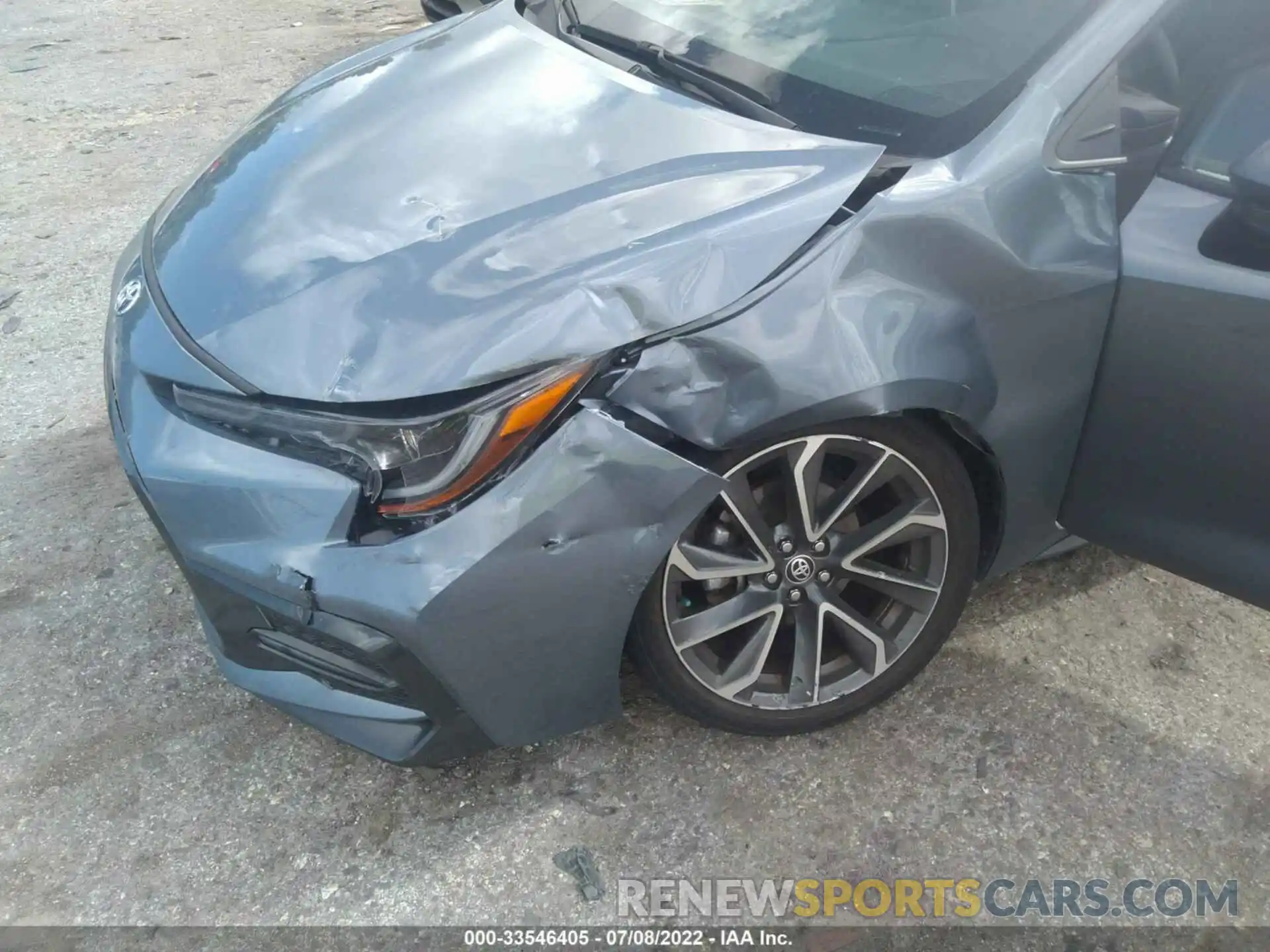 6 Photograph of a damaged car 5YFS4RCE1LP056483 TOYOTA COROLLA 2020