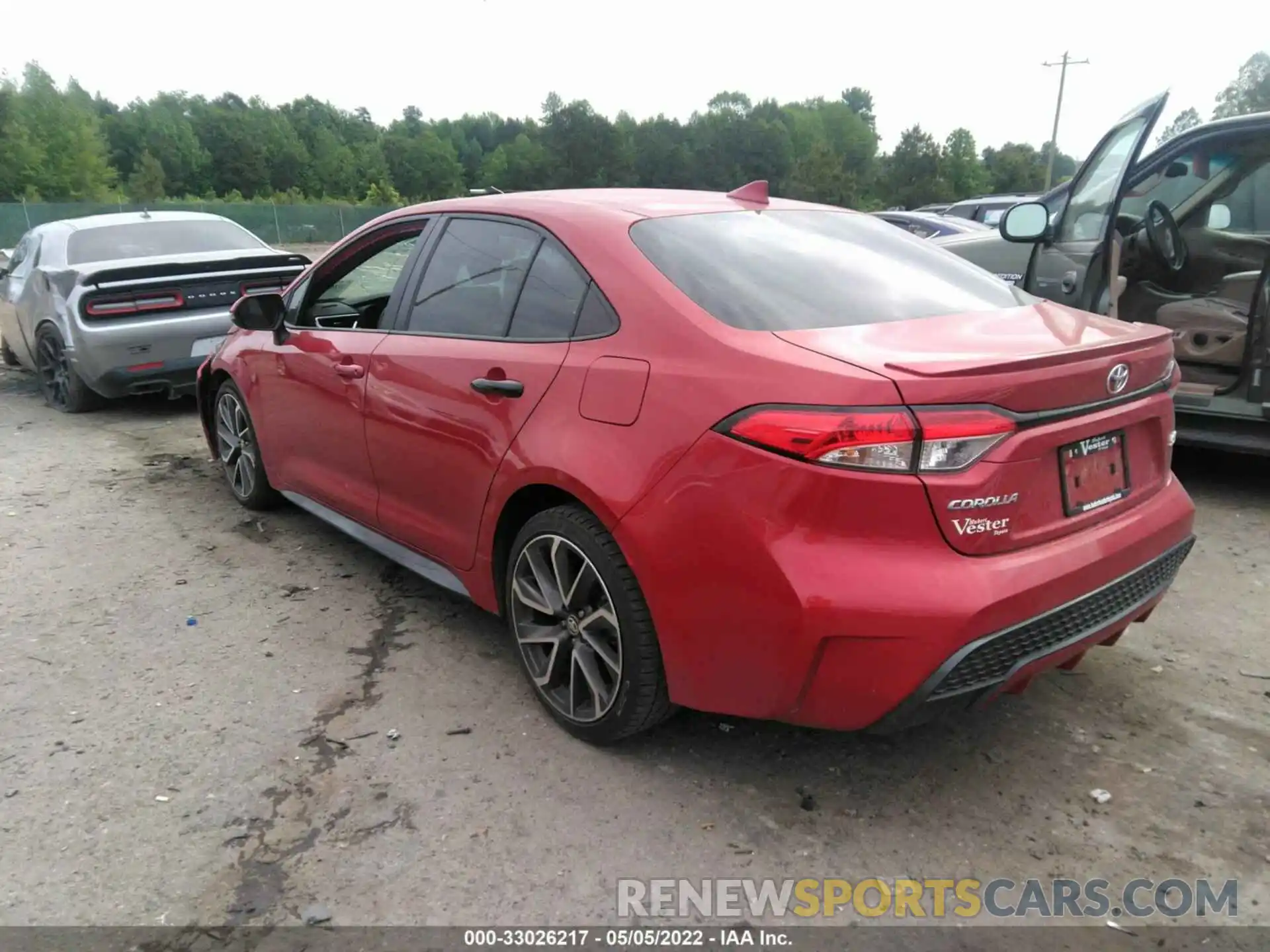 3 Photograph of a damaged car 5YFS4RCE1LP057620 TOYOTA COROLLA 2020