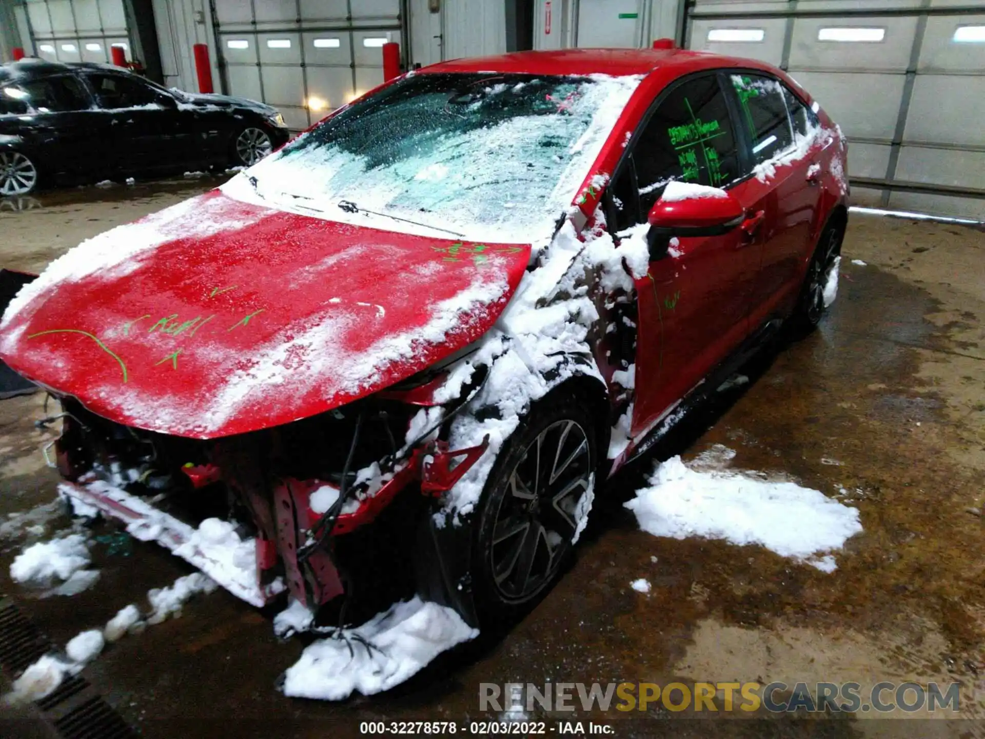 2 Photograph of a damaged car 5YFS4RCE2LP002450 TOYOTA COROLLA 2020