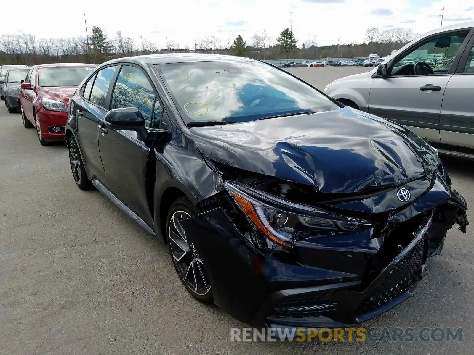 1 Photograph of a damaged car 5YFS4RCE2LP011682 TOYOTA COROLLA 2020