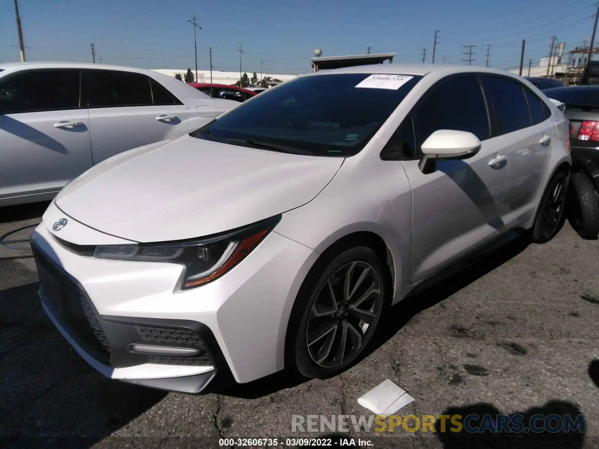 2 Photograph of a damaged car 5YFS4RCE2LP014260 TOYOTA COROLLA 2020