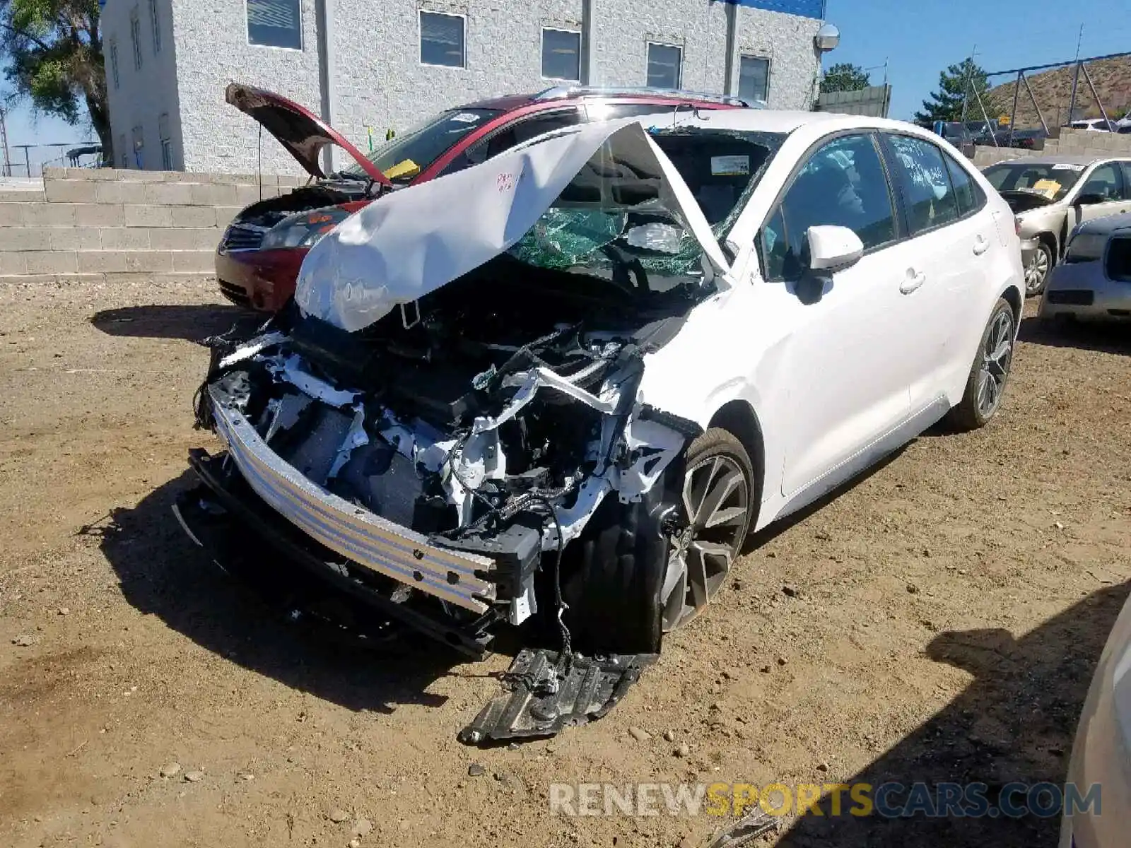 2 Photograph of a damaged car 5YFS4RCE2LP016073 TOYOTA COROLLA 2020