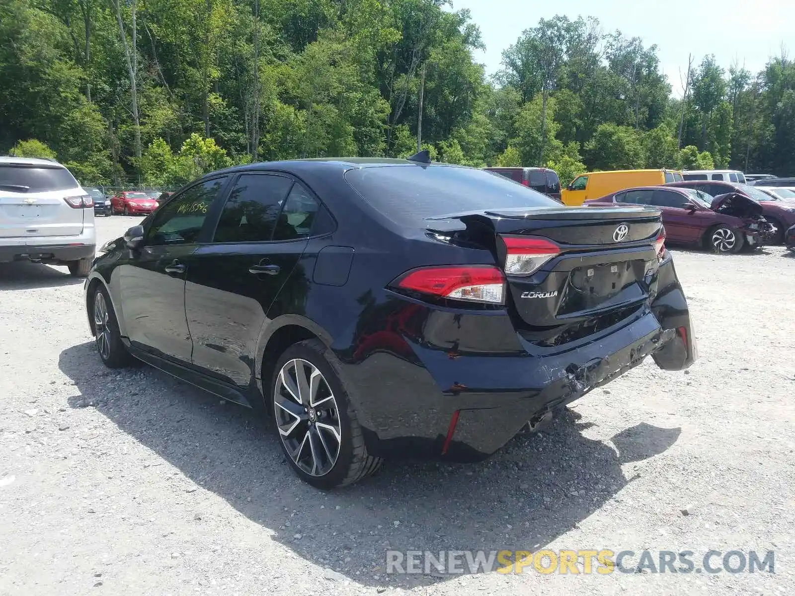 3 Photograph of a damaged car 5YFS4RCE2LP016574 TOYOTA COROLLA 2020