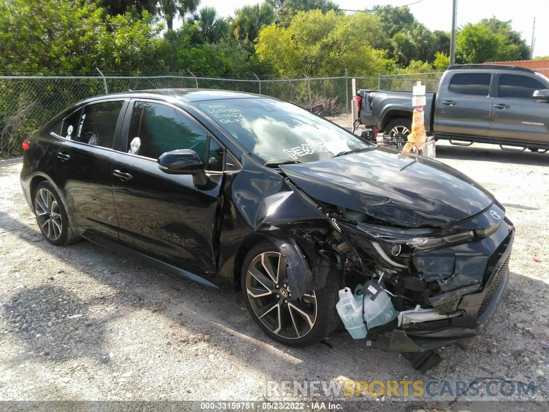 1 Photograph of a damaged car 5YFS4RCE2LP017773 TOYOTA COROLLA 2020