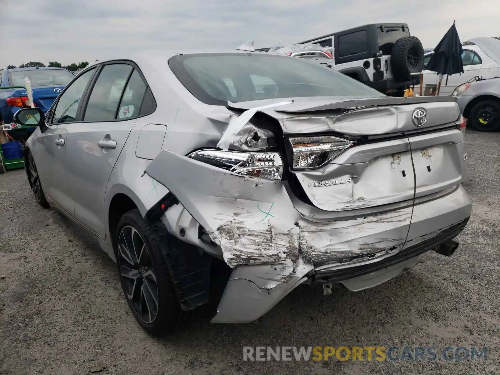 3 Photograph of a damaged car 5YFS4RCE2LP019930 TOYOTA COROLLA 2020