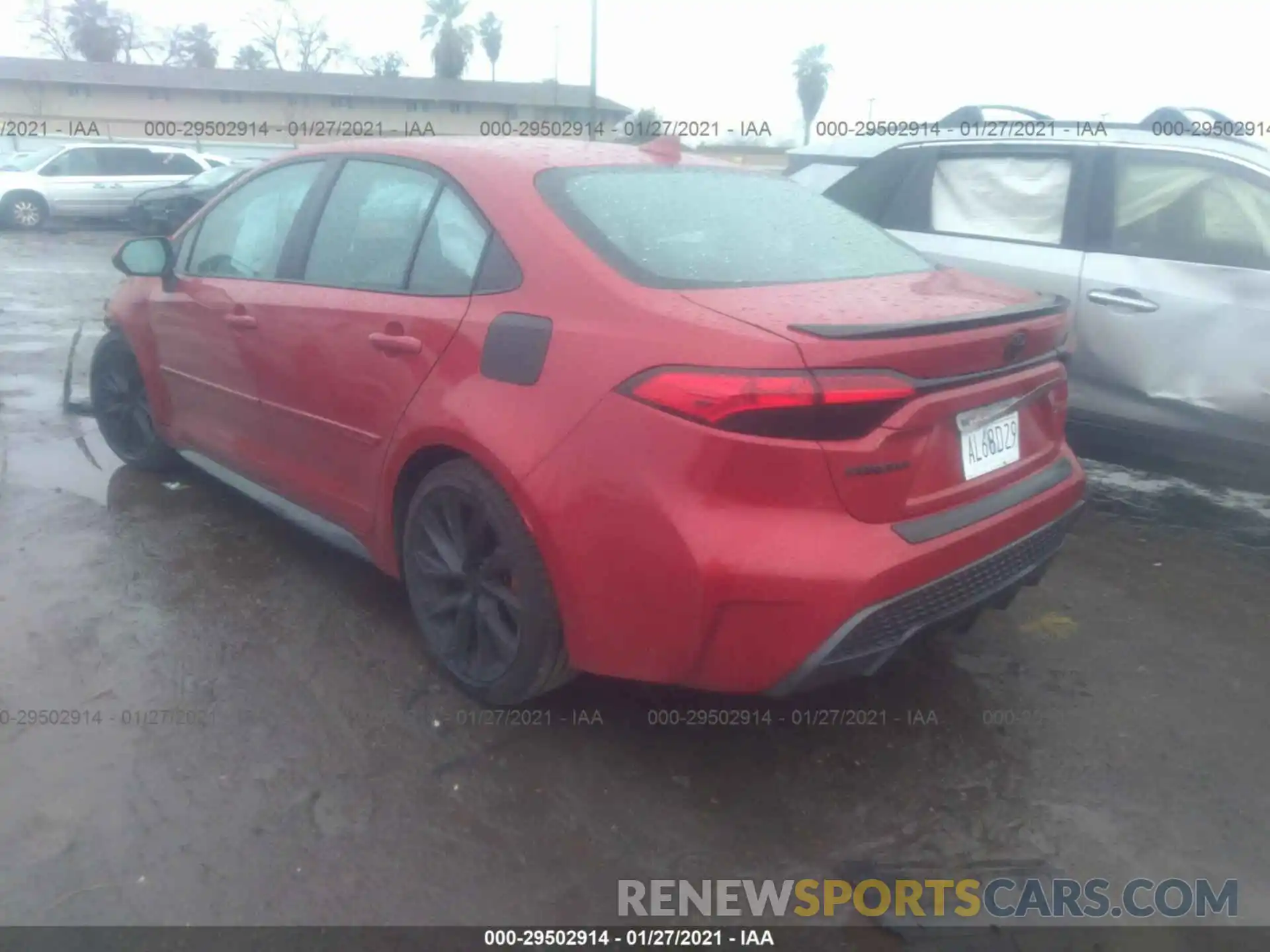 3 Photograph of a damaged car 5YFS4RCE2LP021631 TOYOTA COROLLA 2020