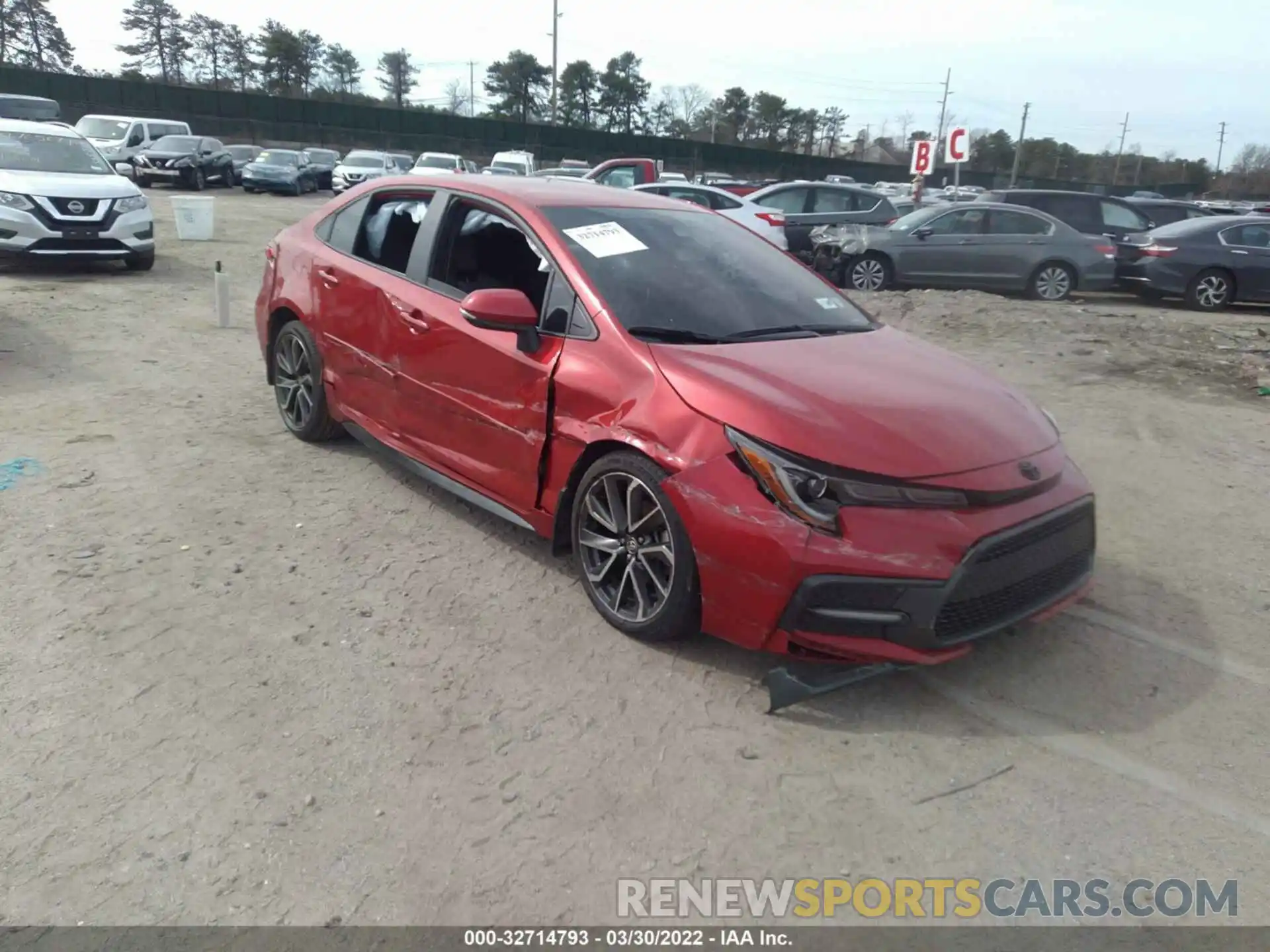 1 Photograph of a damaged car 5YFS4RCE2LP022875 TOYOTA COROLLA 2020