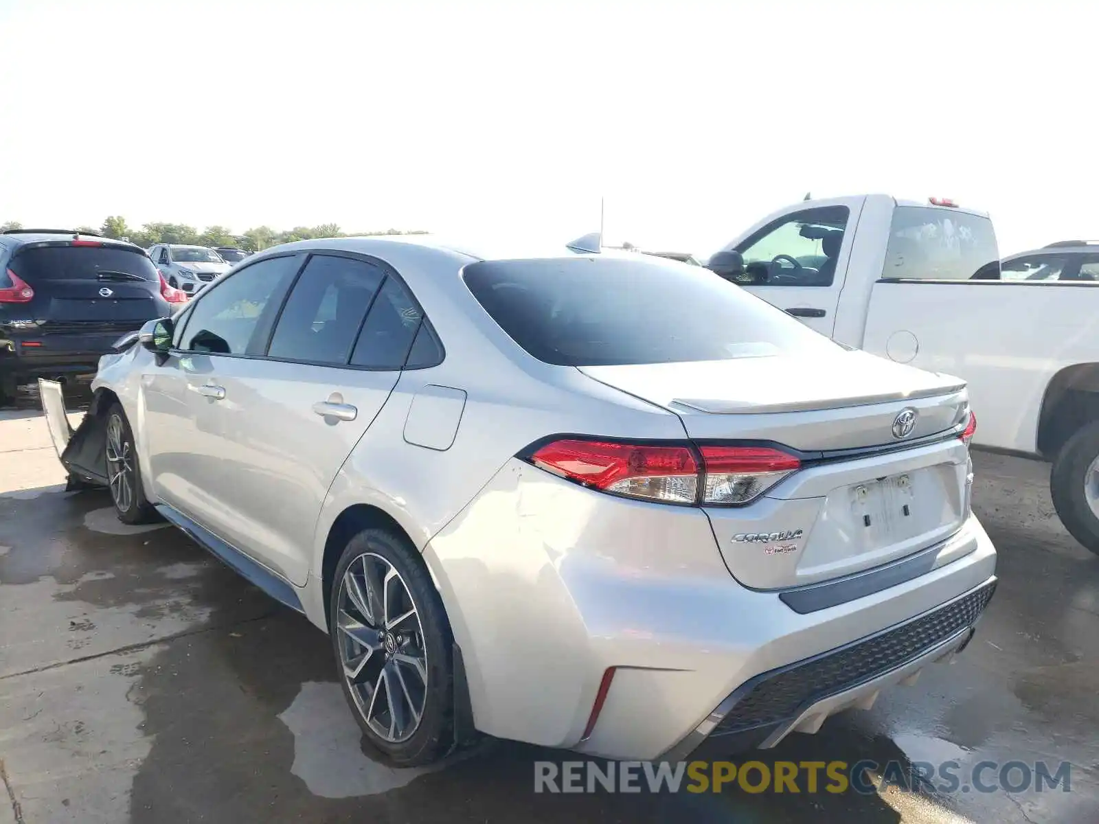 3 Photograph of a damaged car 5YFS4RCE2LP022942 TOYOTA COROLLA 2020