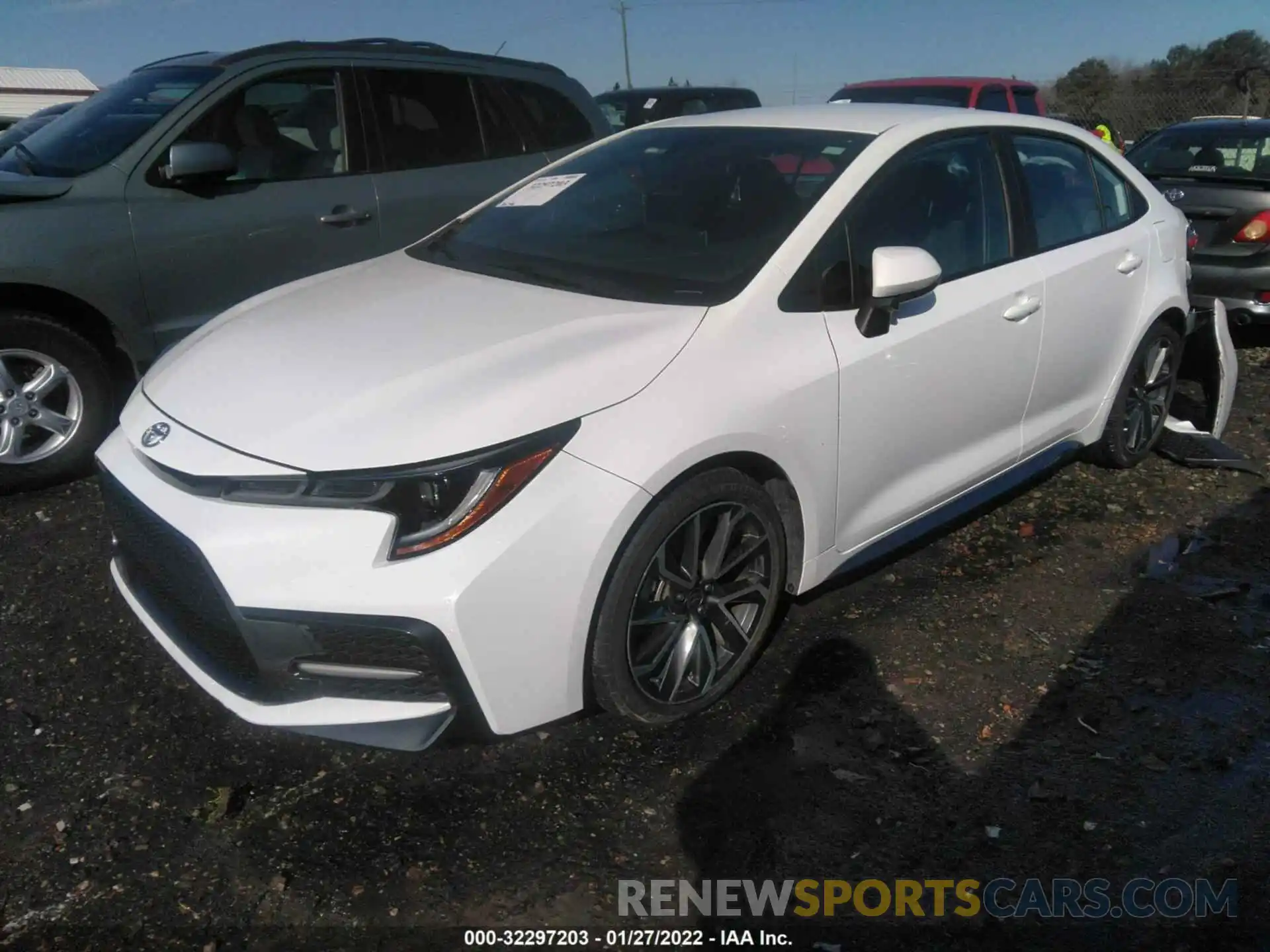 2 Photograph of a damaged car 5YFS4RCE2LP027297 TOYOTA COROLLA 2020