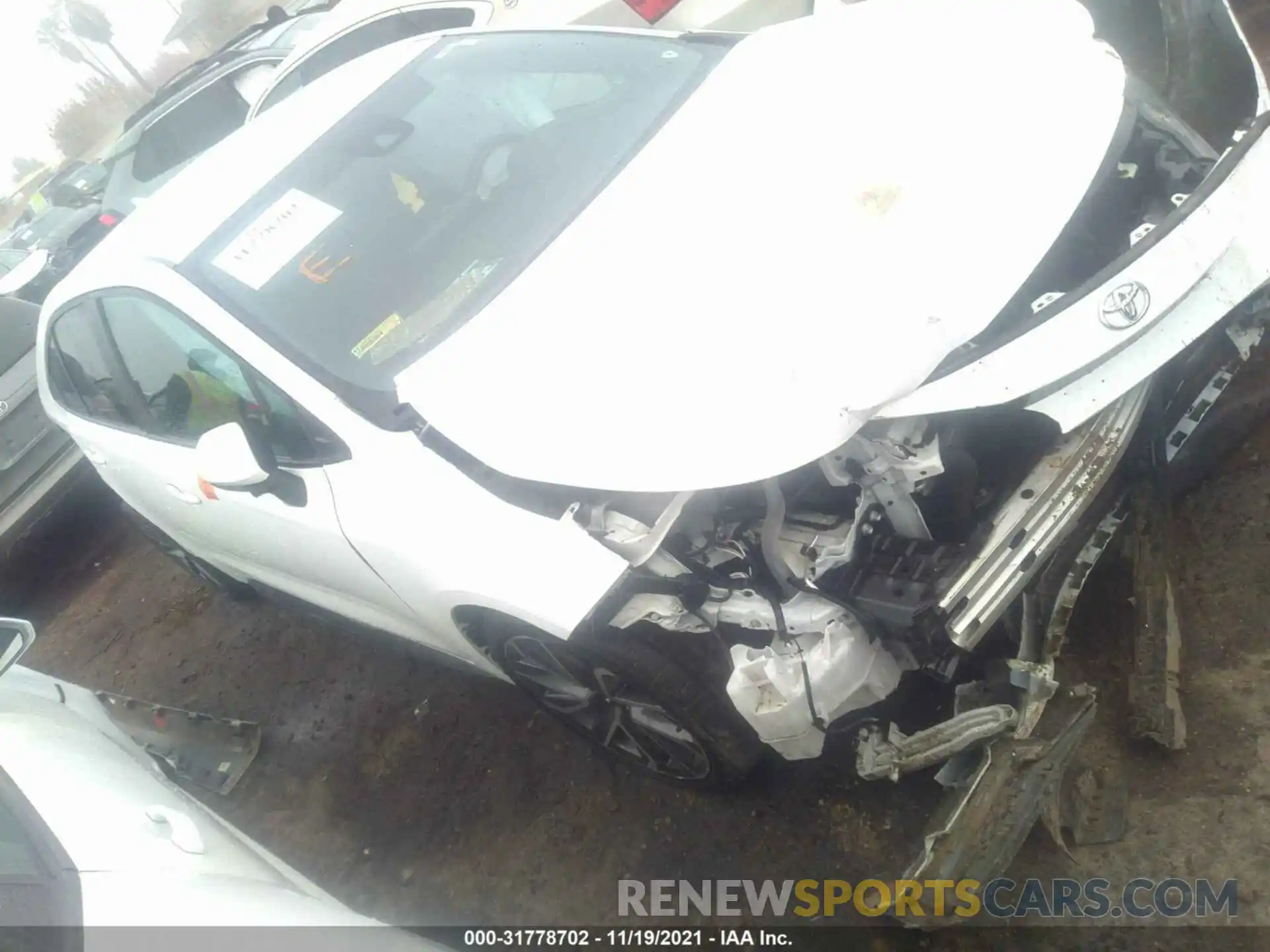 1 Photograph of a damaged car 5YFS4RCE2LP028899 TOYOTA COROLLA 2020