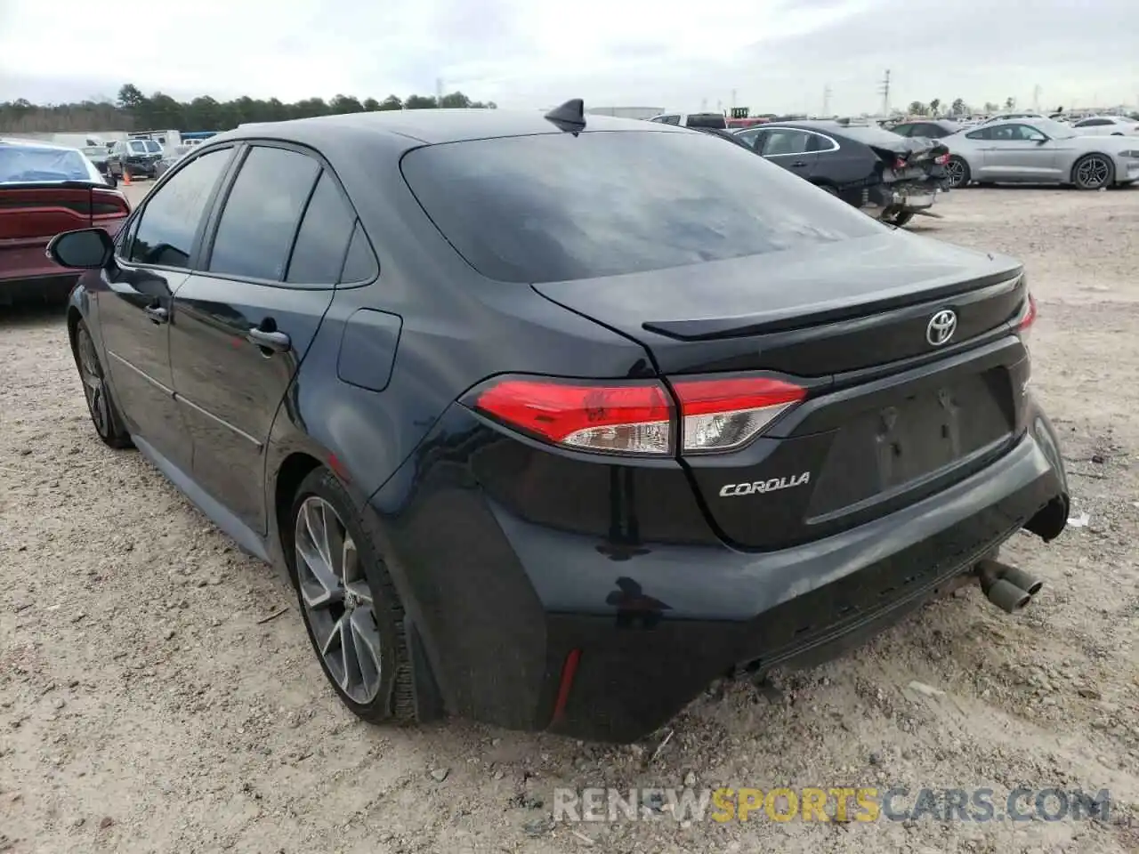 3 Photograph of a damaged car 5YFS4RCE2LP030314 TOYOTA COROLLA 2020