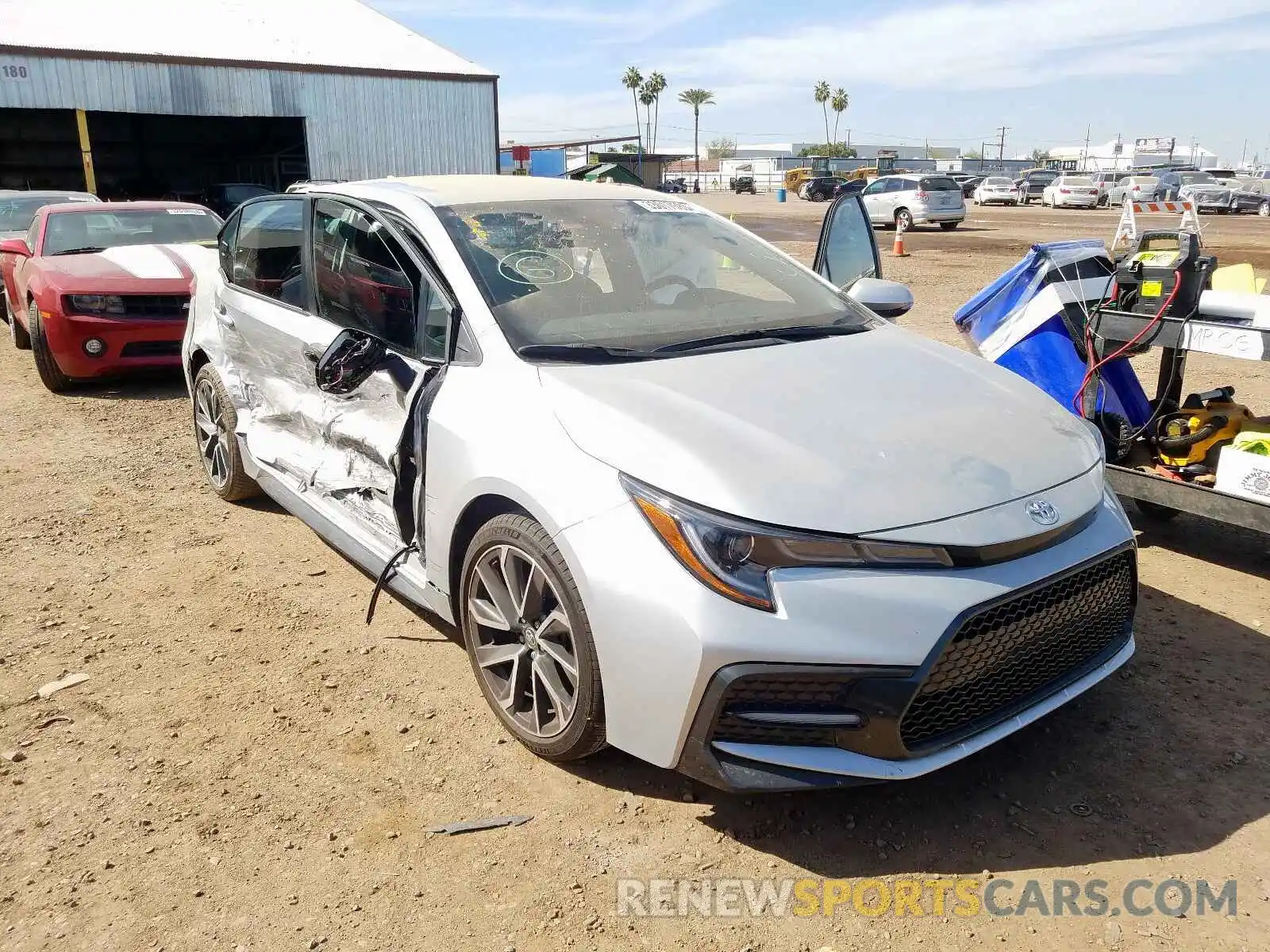 1 Photograph of a damaged car 5YFS4RCE2LP033942 TOYOTA COROLLA 2020