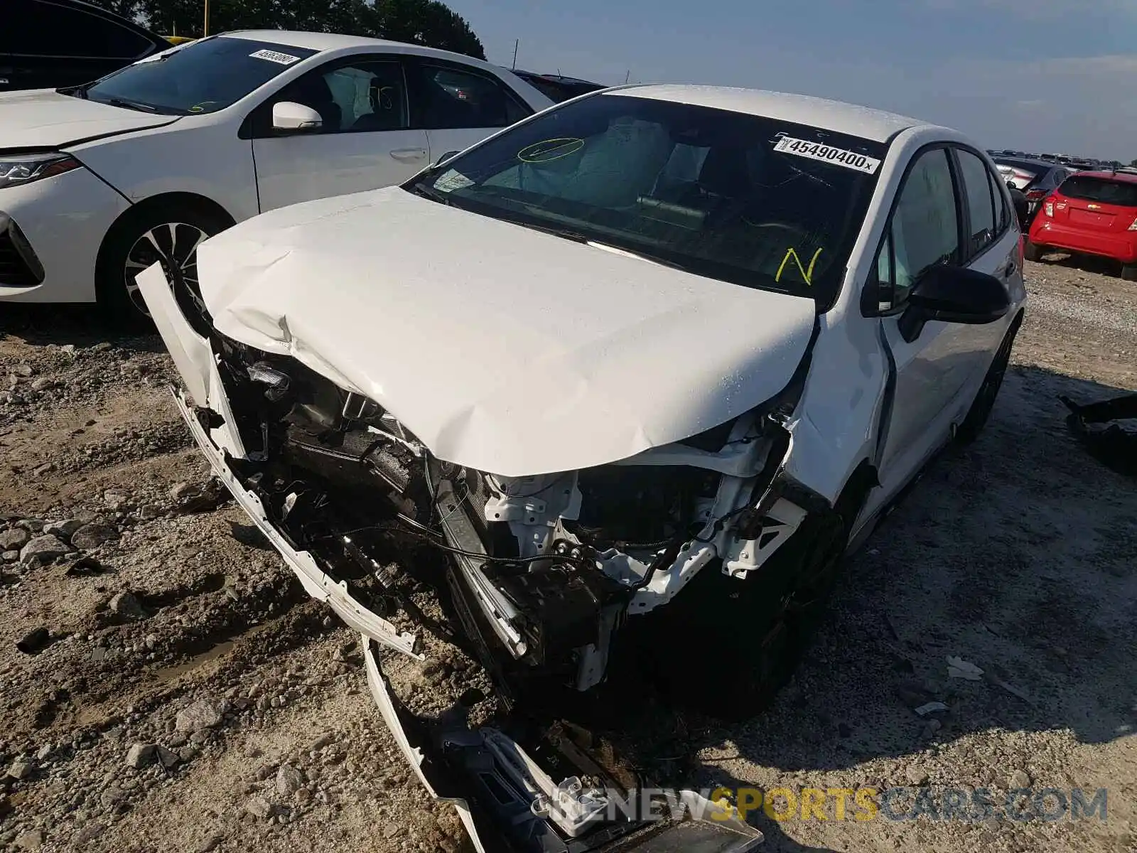 2 Photograph of a damaged car 5YFS4RCE2LP035044 TOYOTA COROLLA 2020