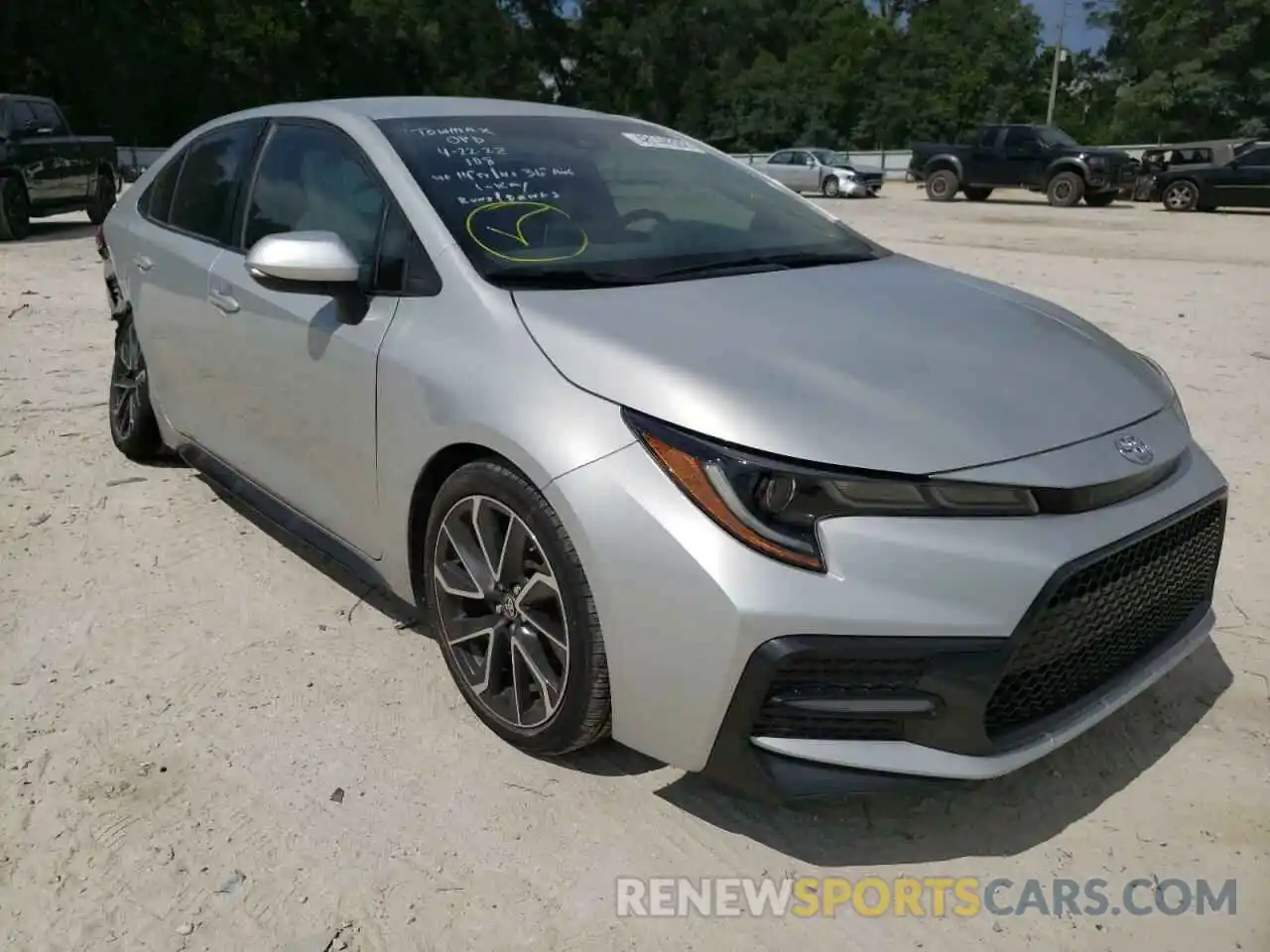 1 Photograph of a damaged car 5YFS4RCE2LP035335 TOYOTA COROLLA 2020