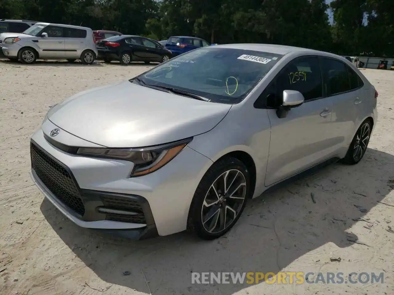 2 Photograph of a damaged car 5YFS4RCE2LP035335 TOYOTA COROLLA 2020