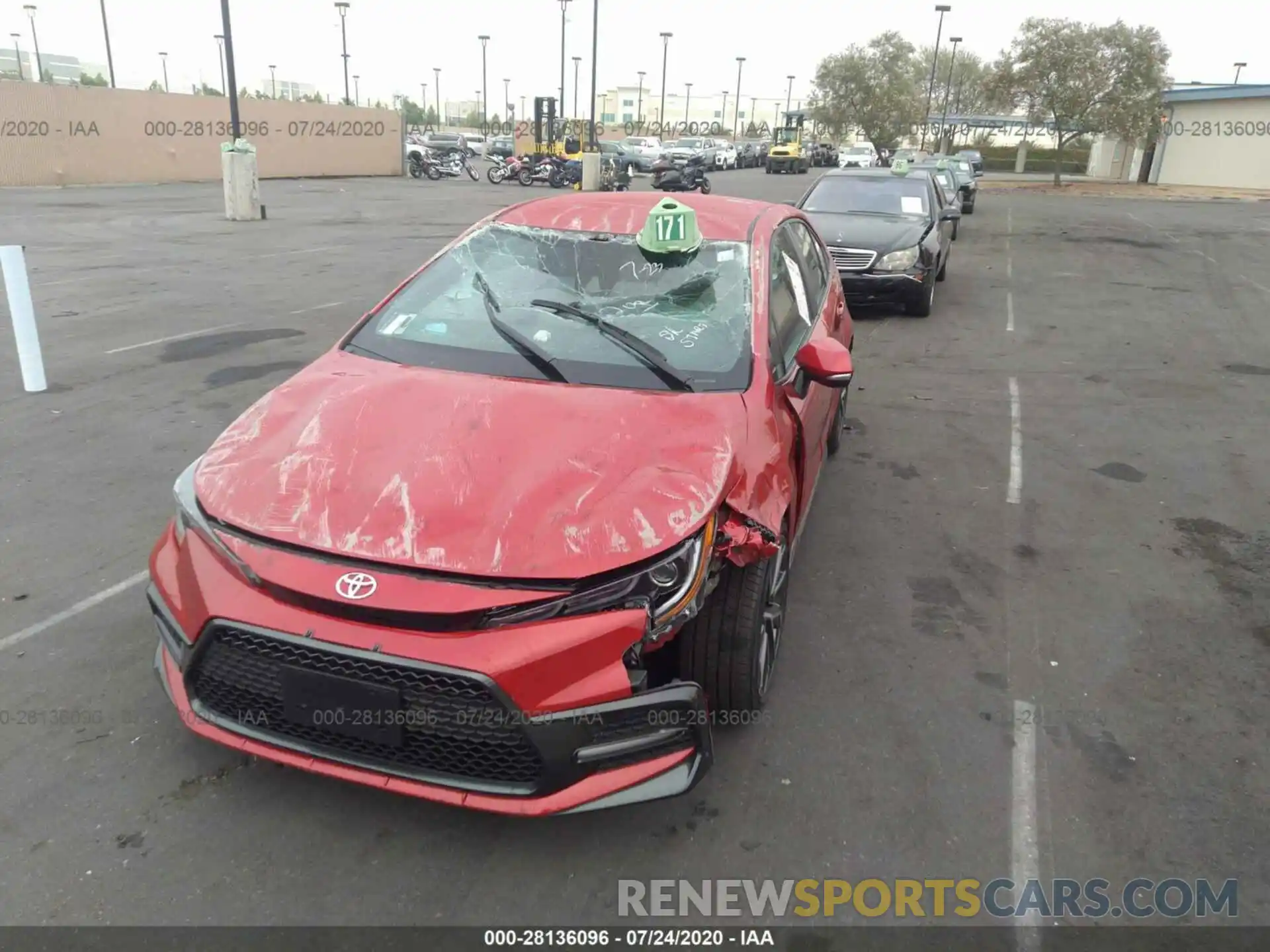 6 Photograph of a damaged car 5YFS4RCE2LP037571 TOYOTA COROLLA 2020