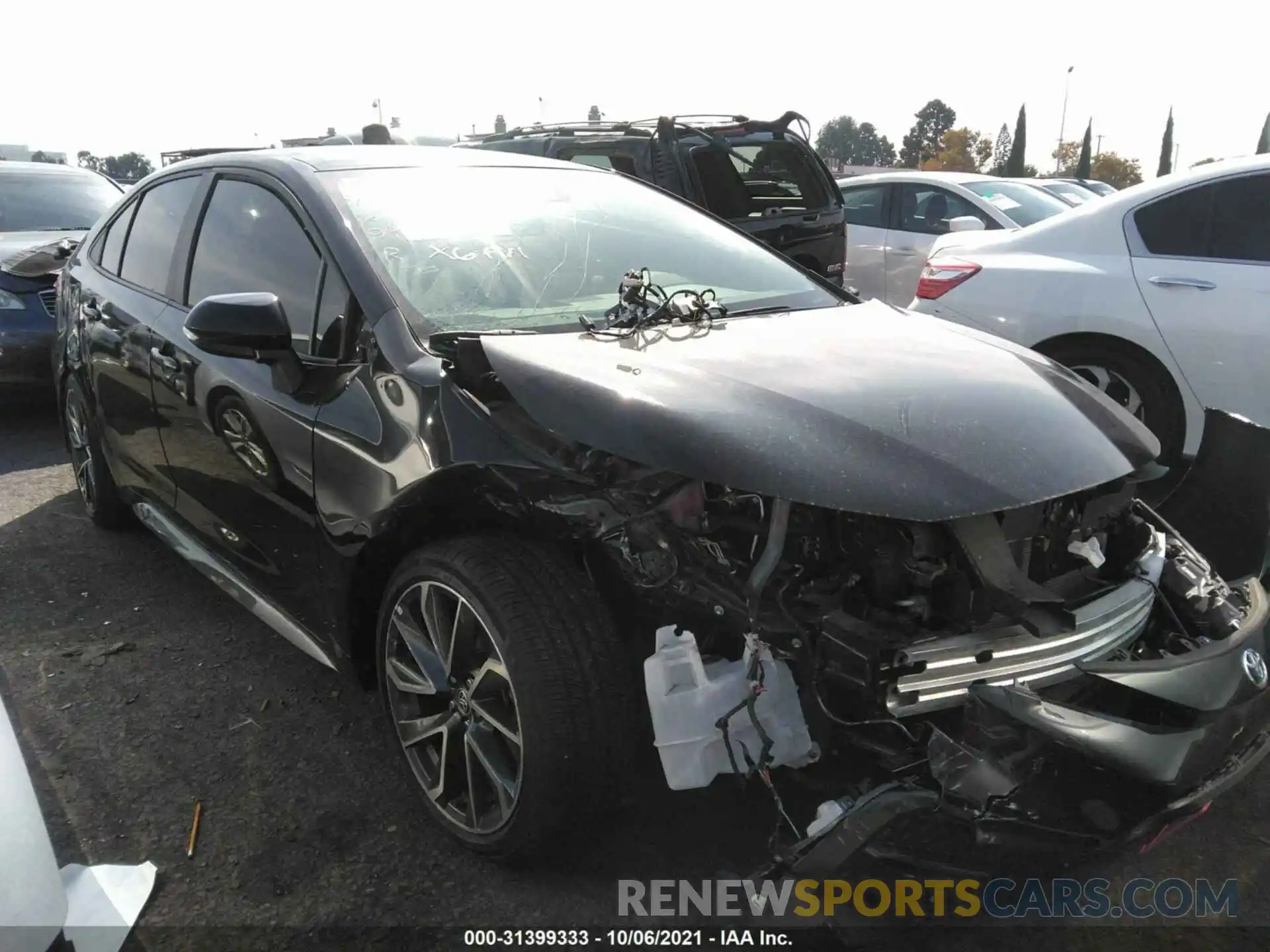 1 Photograph of a damaged car 5YFS4RCE2LP038283 TOYOTA COROLLA 2020