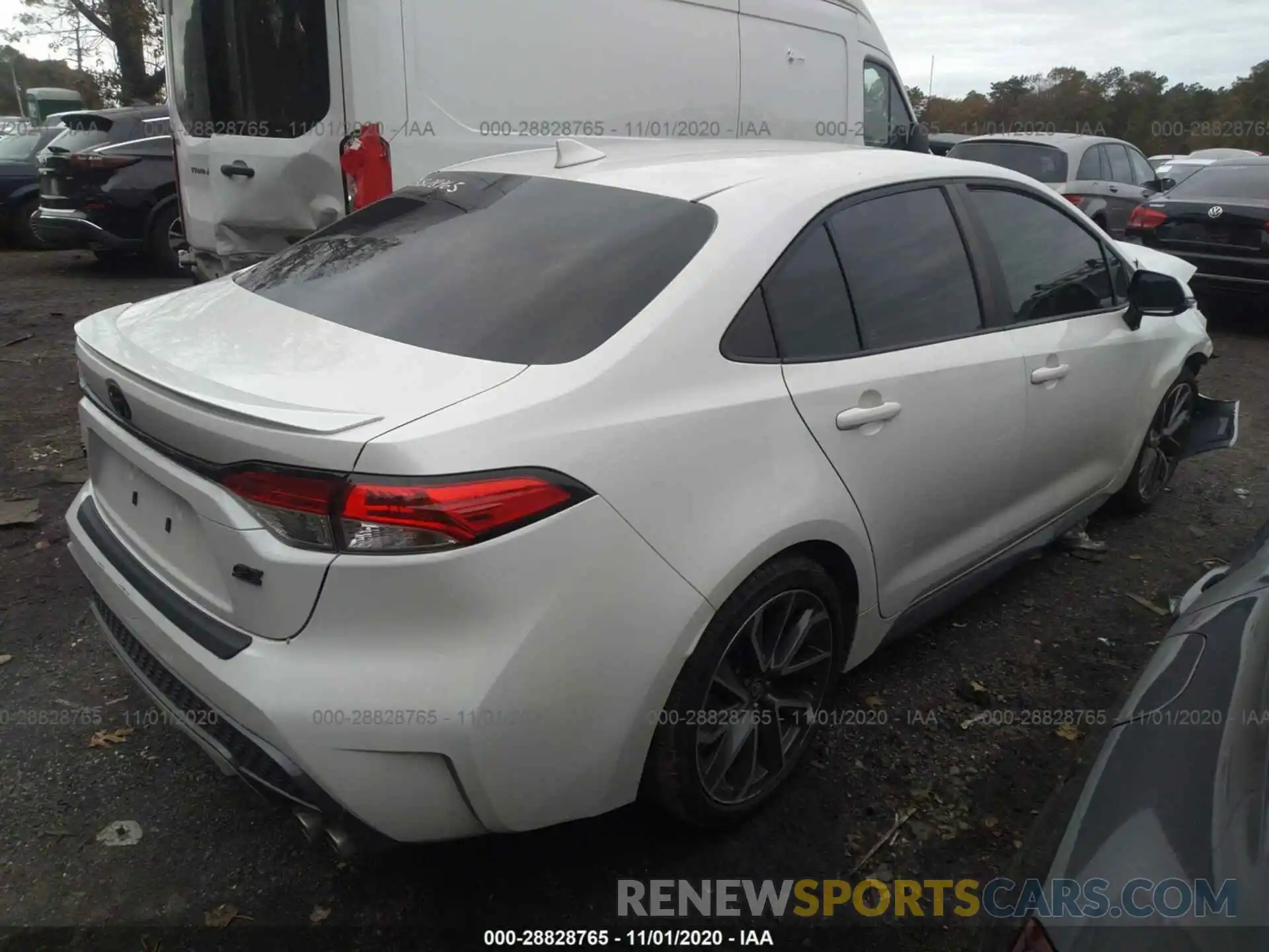 4 Photograph of a damaged car 5YFS4RCE2LP041877 TOYOTA COROLLA 2020