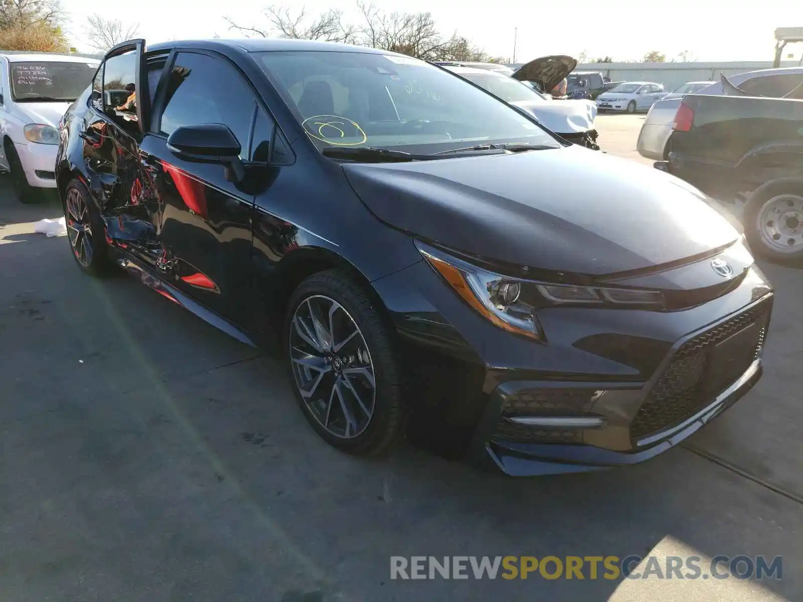 1 Photograph of a damaged car 5YFS4RCE2LP043077 TOYOTA COROLLA 2020