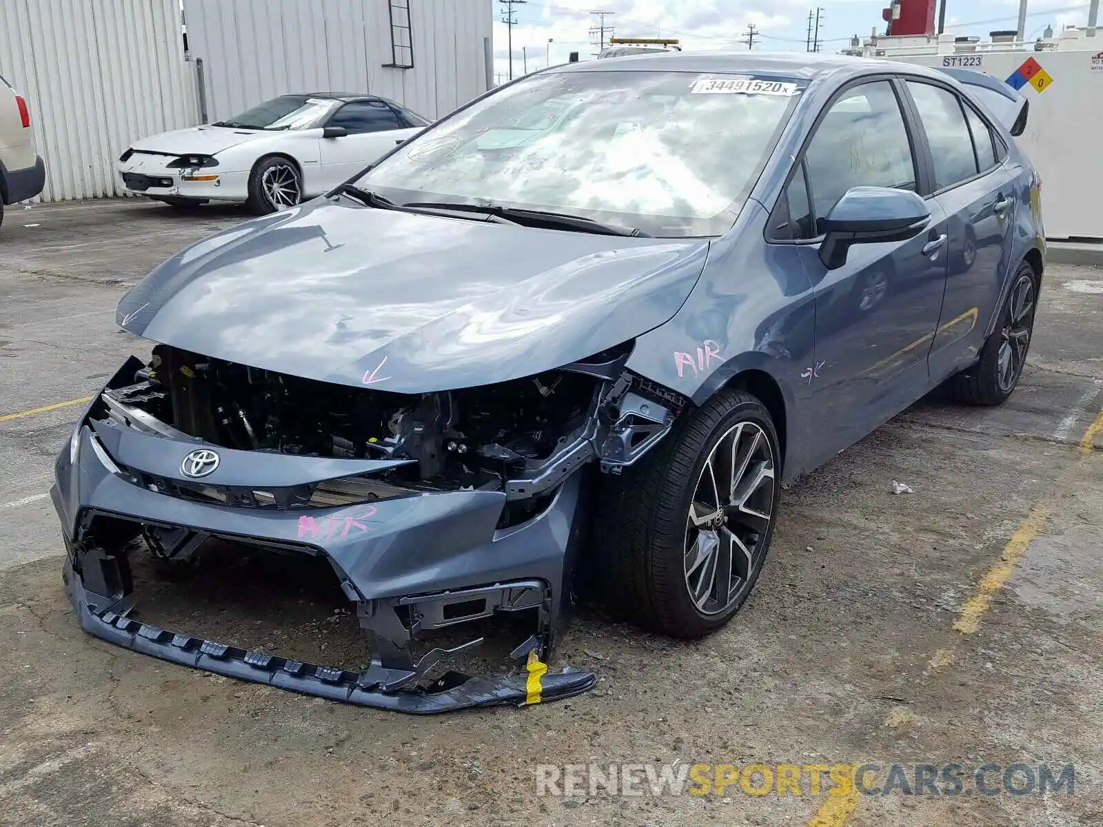 2 Photograph of a damaged car 5YFS4RCE2LP043094 TOYOTA COROLLA 2020