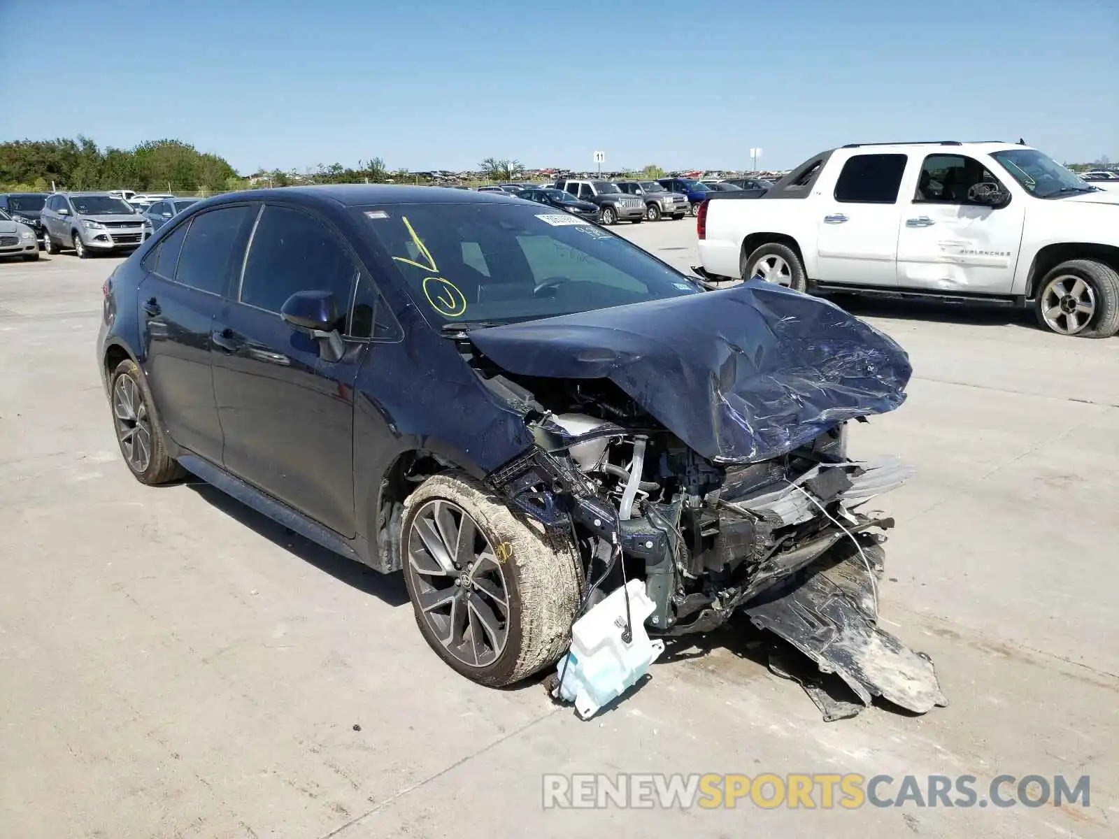 1 Photograph of a damaged car 5YFS4RCE2LP044228 TOYOTA COROLLA 2020