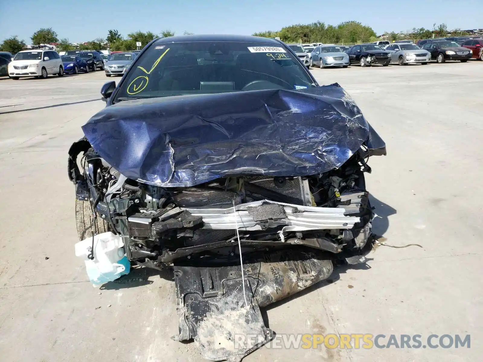 9 Photograph of a damaged car 5YFS4RCE2LP044228 TOYOTA COROLLA 2020