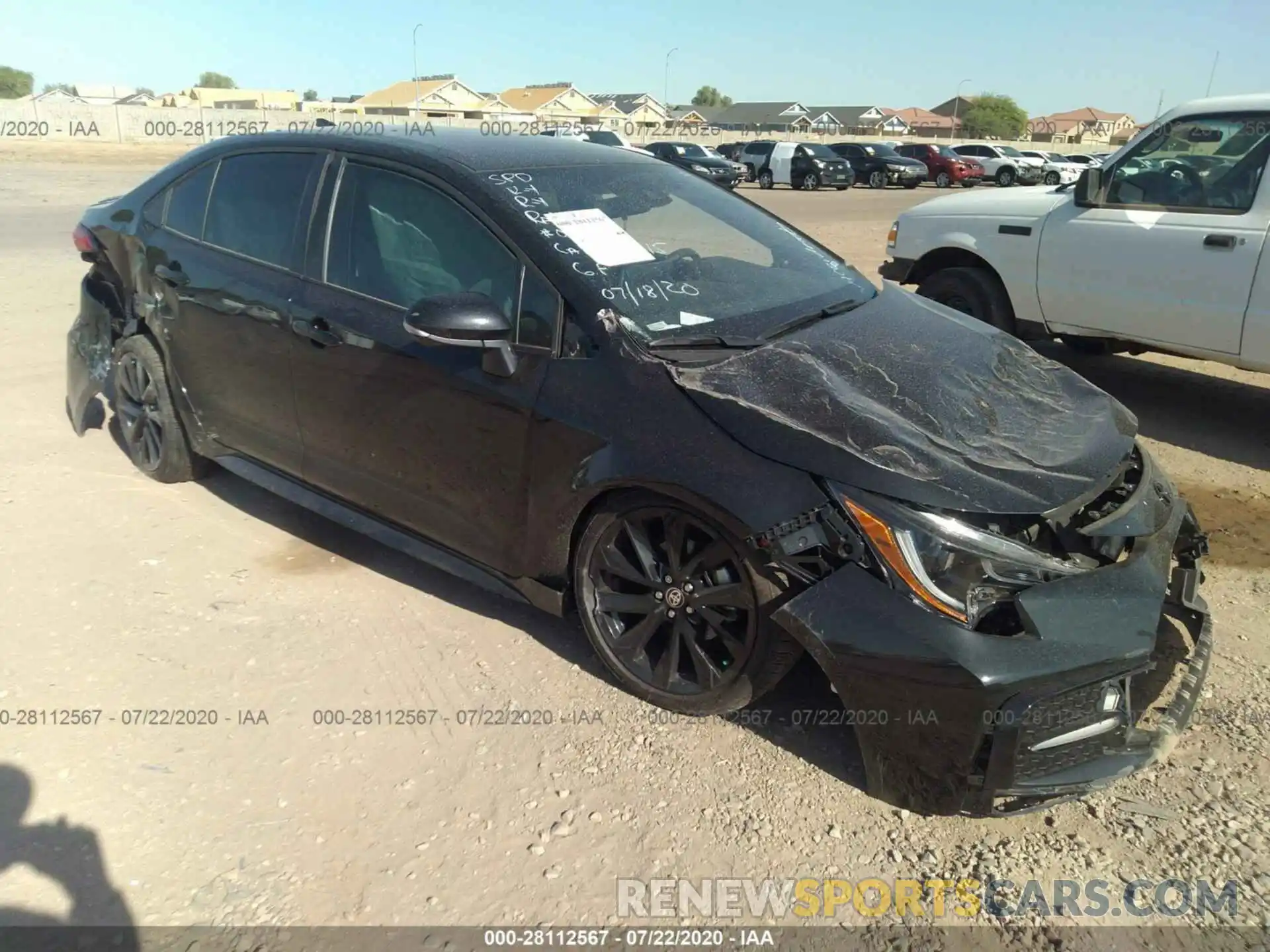 1 Photograph of a damaged car 5YFS4RCE2LP046111 TOYOTA COROLLA 2020