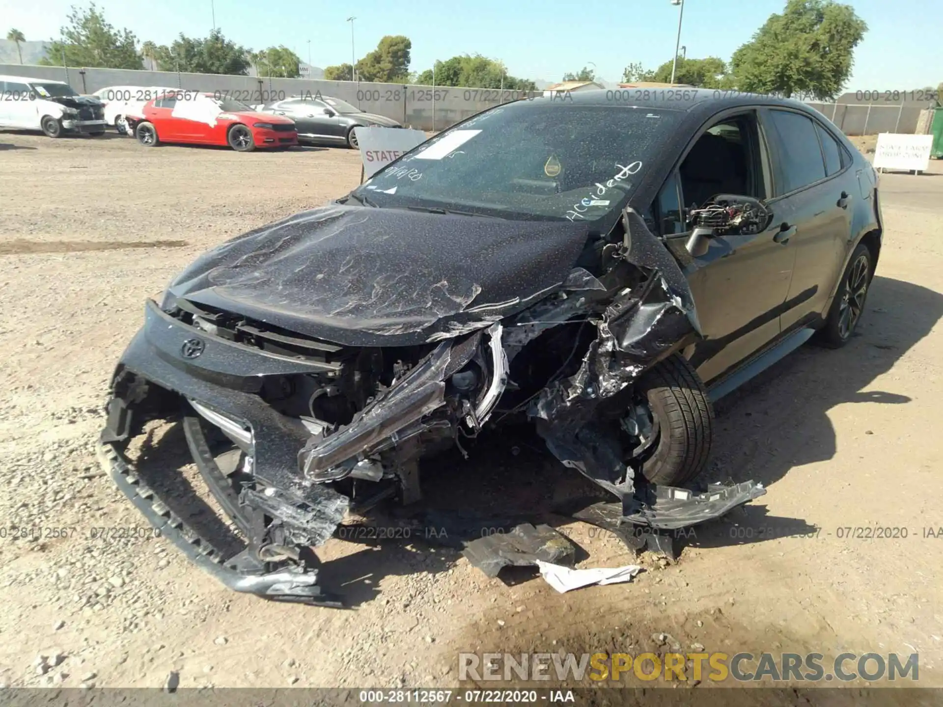 2 Photograph of a damaged car 5YFS4RCE2LP046111 TOYOTA COROLLA 2020