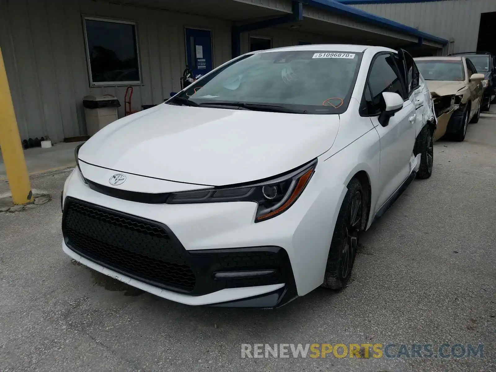 2 Photograph of a damaged car 5YFS4RCE2LP047033 TOYOTA COROLLA 2020