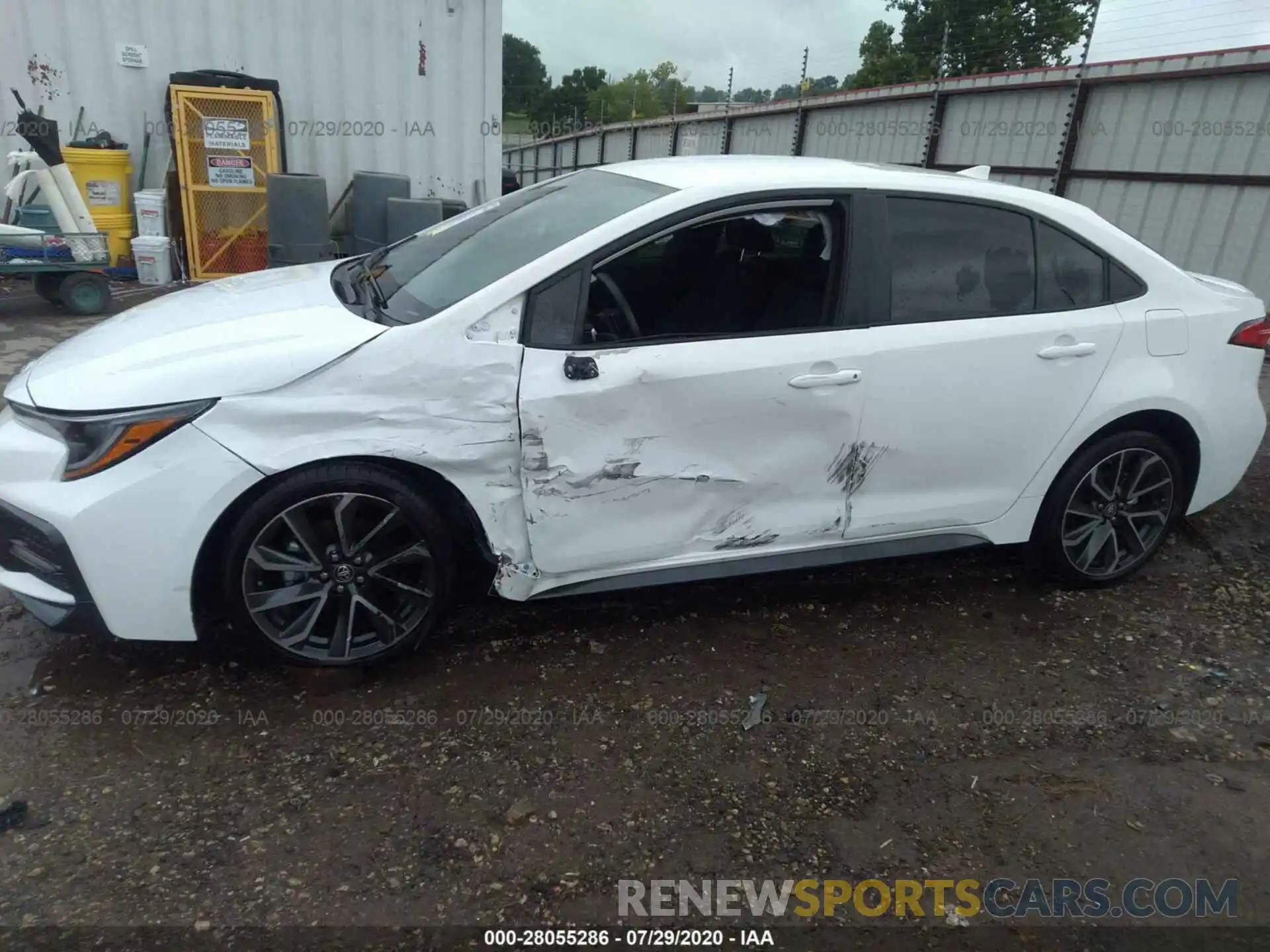 6 Photograph of a damaged car 5YFS4RCE2LP047078 TOYOTA COROLLA 2020