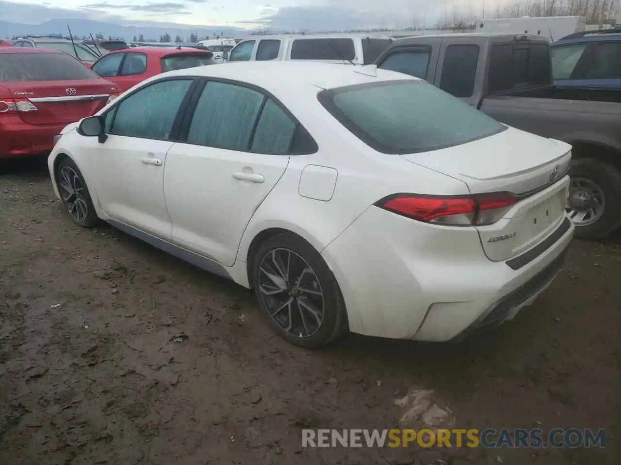 3 Photograph of a damaged car 5YFS4RCE2LP049820 TOYOTA COROLLA 2020