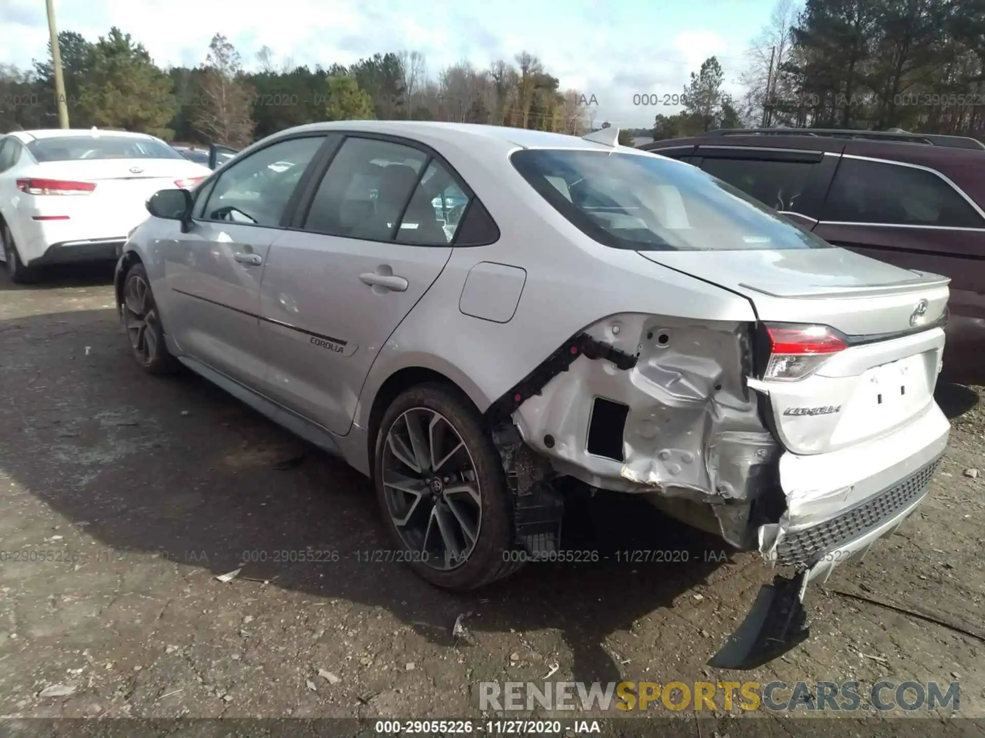 3 Photograph of a damaged car 5YFS4RCE2LP050708 TOYOTA COROLLA 2020