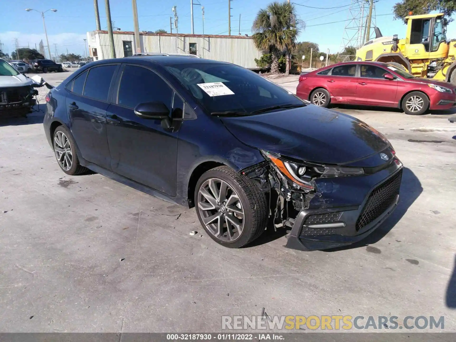 1 Photograph of a damaged car 5YFS4RCE2LP050904 TOYOTA COROLLA 2020