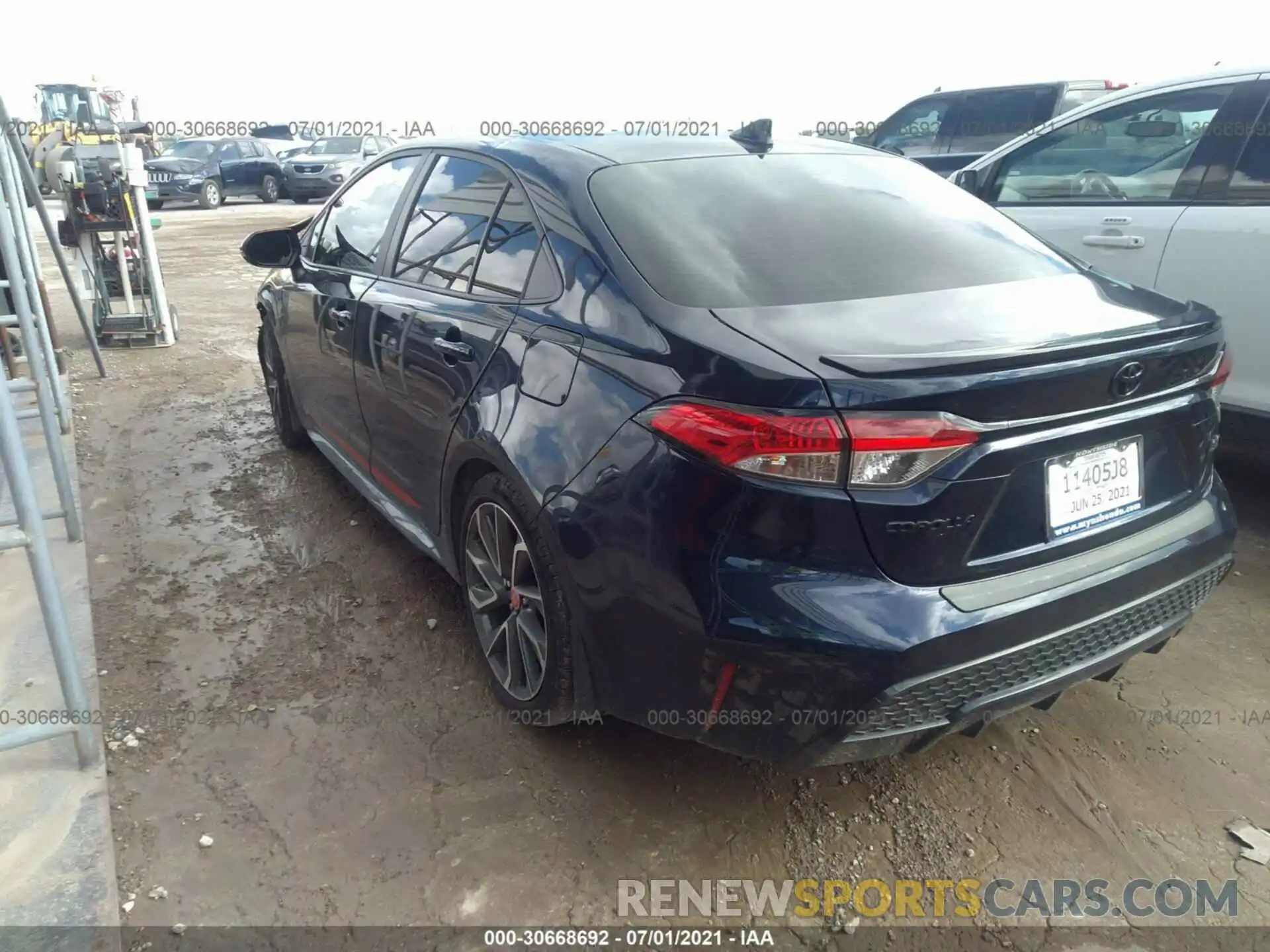 3 Photograph of a damaged car 5YFS4RCE2LP051521 TOYOTA COROLLA 2020