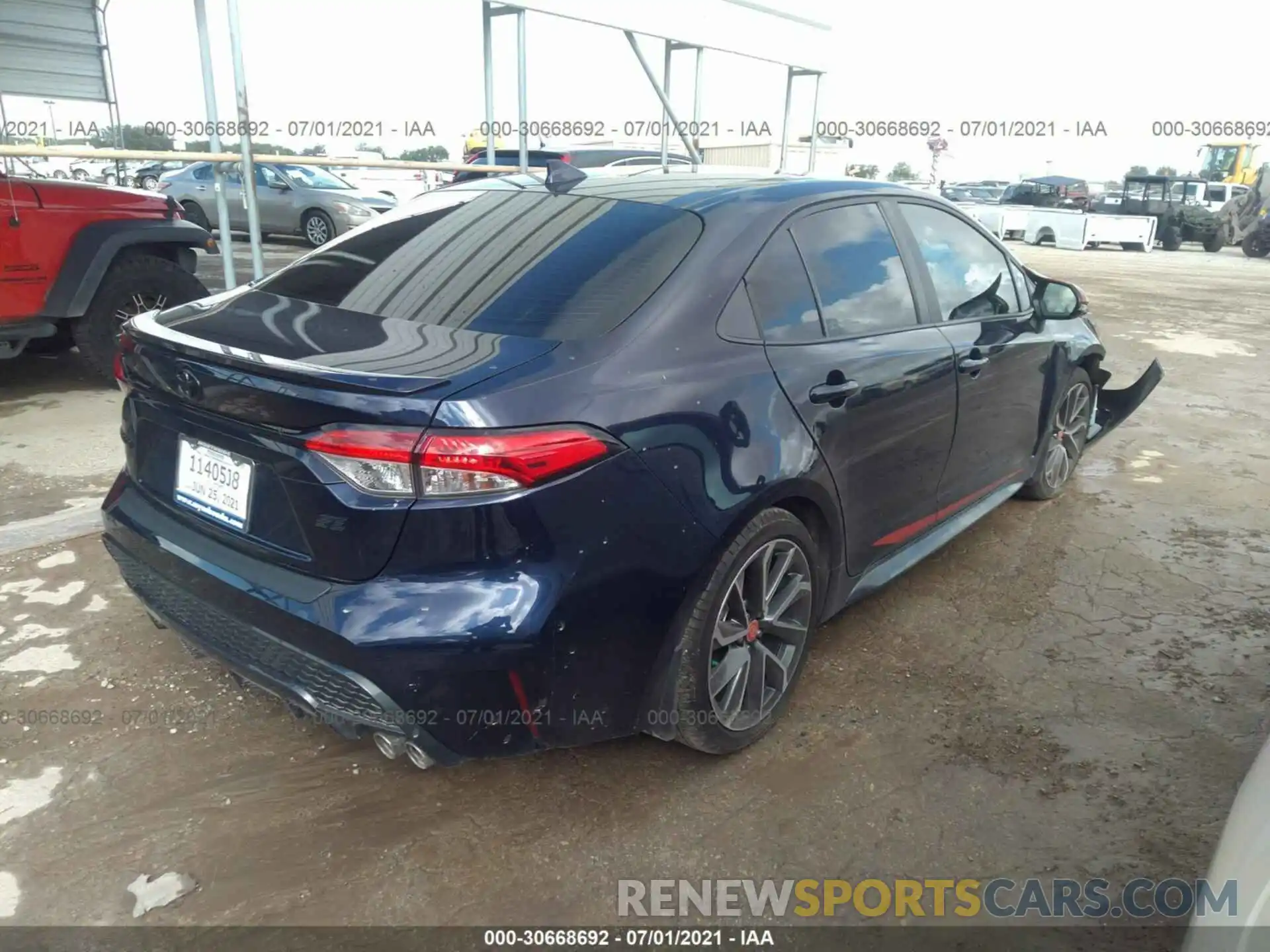 4 Photograph of a damaged car 5YFS4RCE2LP051521 TOYOTA COROLLA 2020