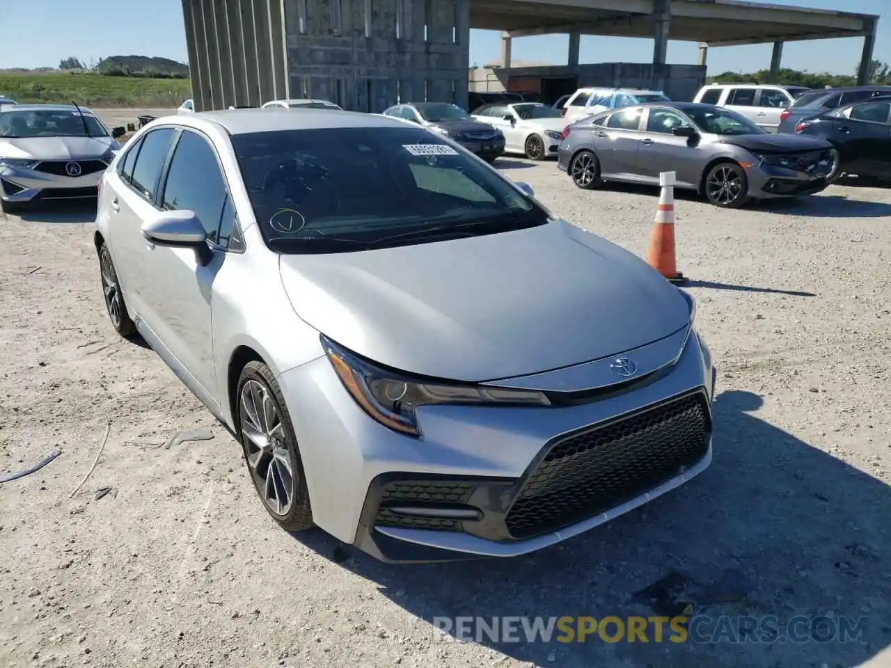 1 Photograph of a damaged car 5YFS4RCE2LP052510 TOYOTA COROLLA 2020