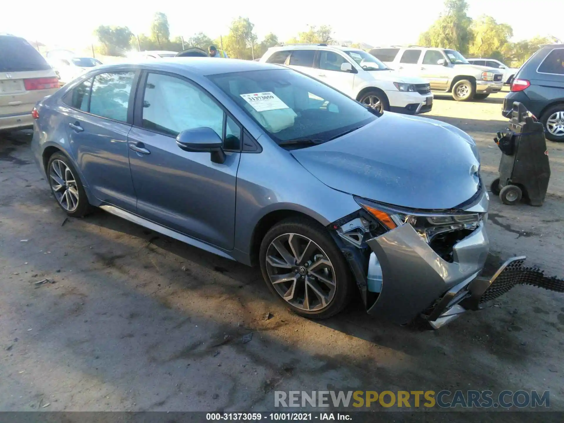 1 Photograph of a damaged car 5YFS4RCE2LP052653 TOYOTA COROLLA 2020