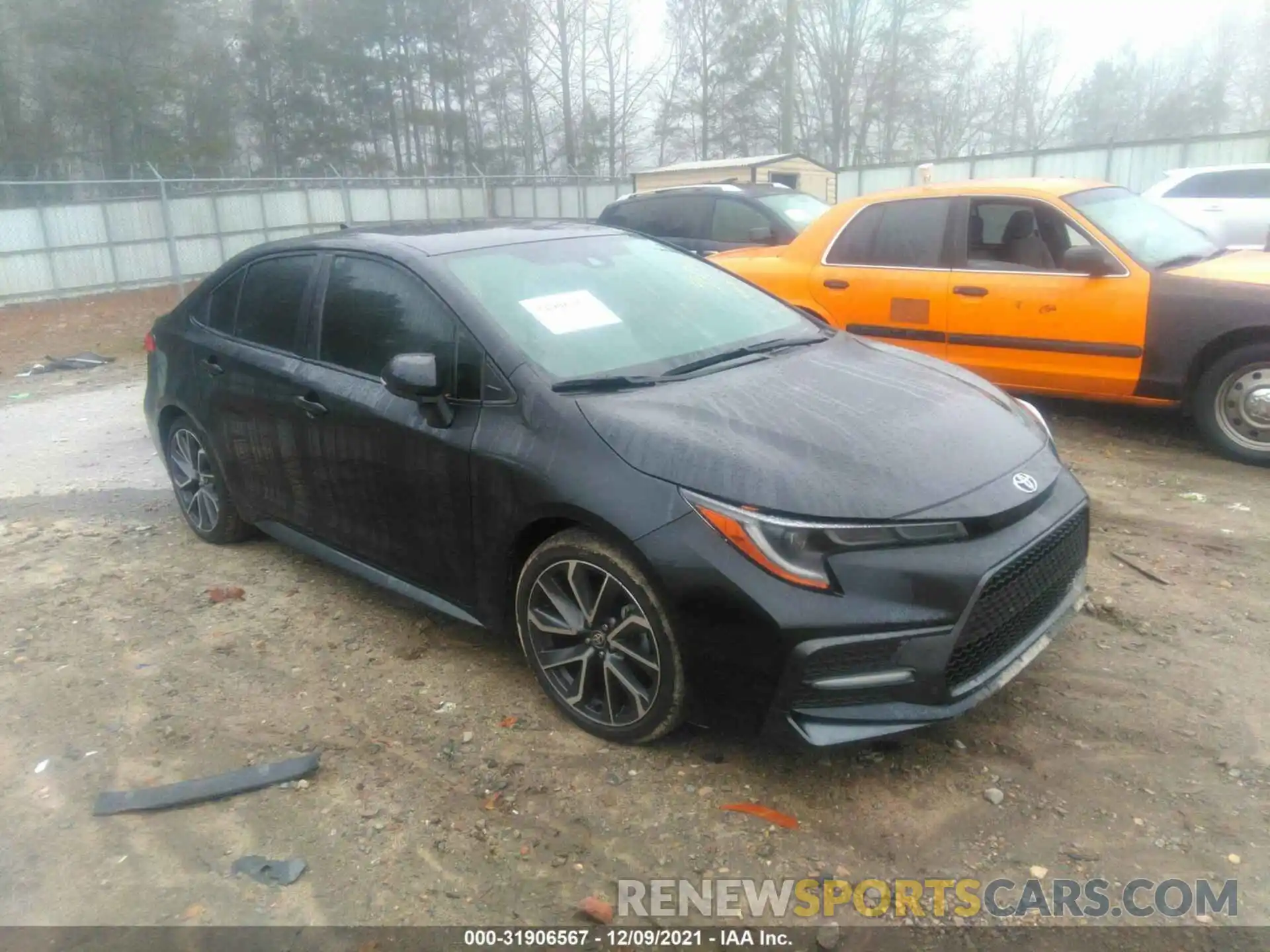 1 Photograph of a damaged car 5YFS4RCE2LP053057 TOYOTA COROLLA 2020