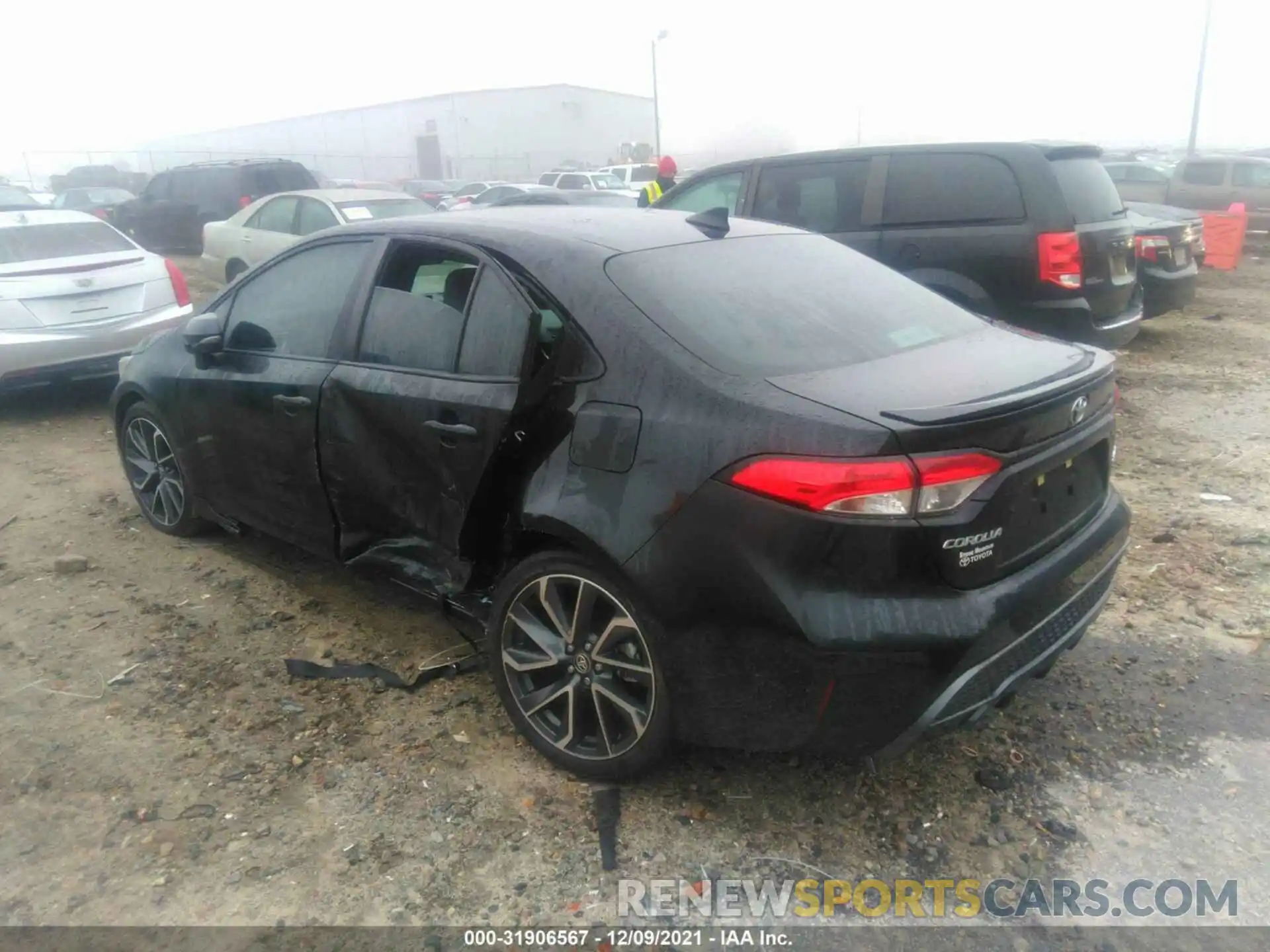 3 Photograph of a damaged car 5YFS4RCE2LP053057 TOYOTA COROLLA 2020