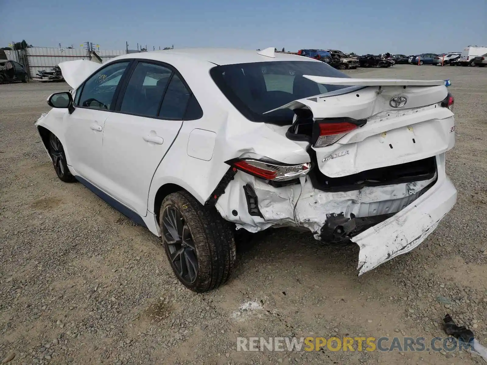 3 Photograph of a damaged car 5YFS4RCE2LP053835 TOYOTA COROLLA 2020