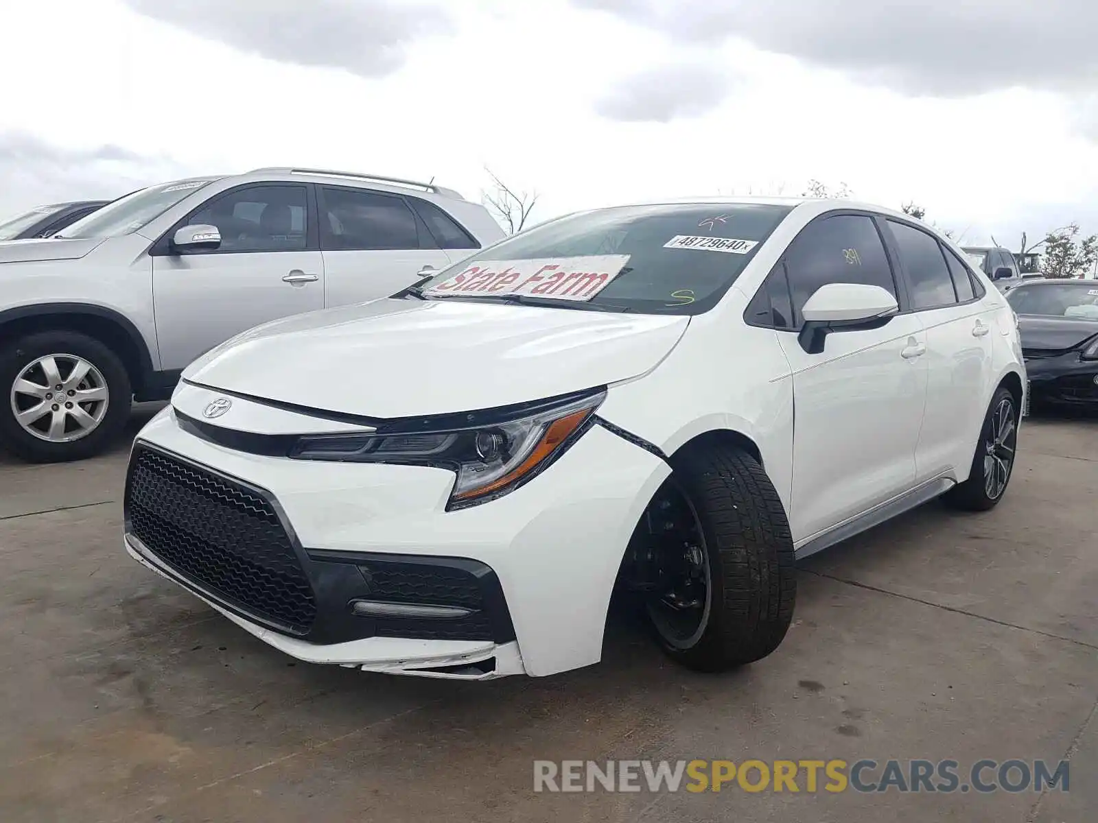 2 Photograph of a damaged car 5YFS4RCE2LP054404 TOYOTA COROLLA 2020