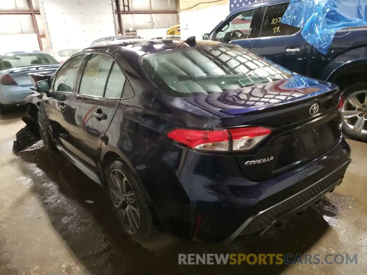 3 Photograph of a damaged car 5YFS4RCE2LP054869 TOYOTA COROLLA 2020