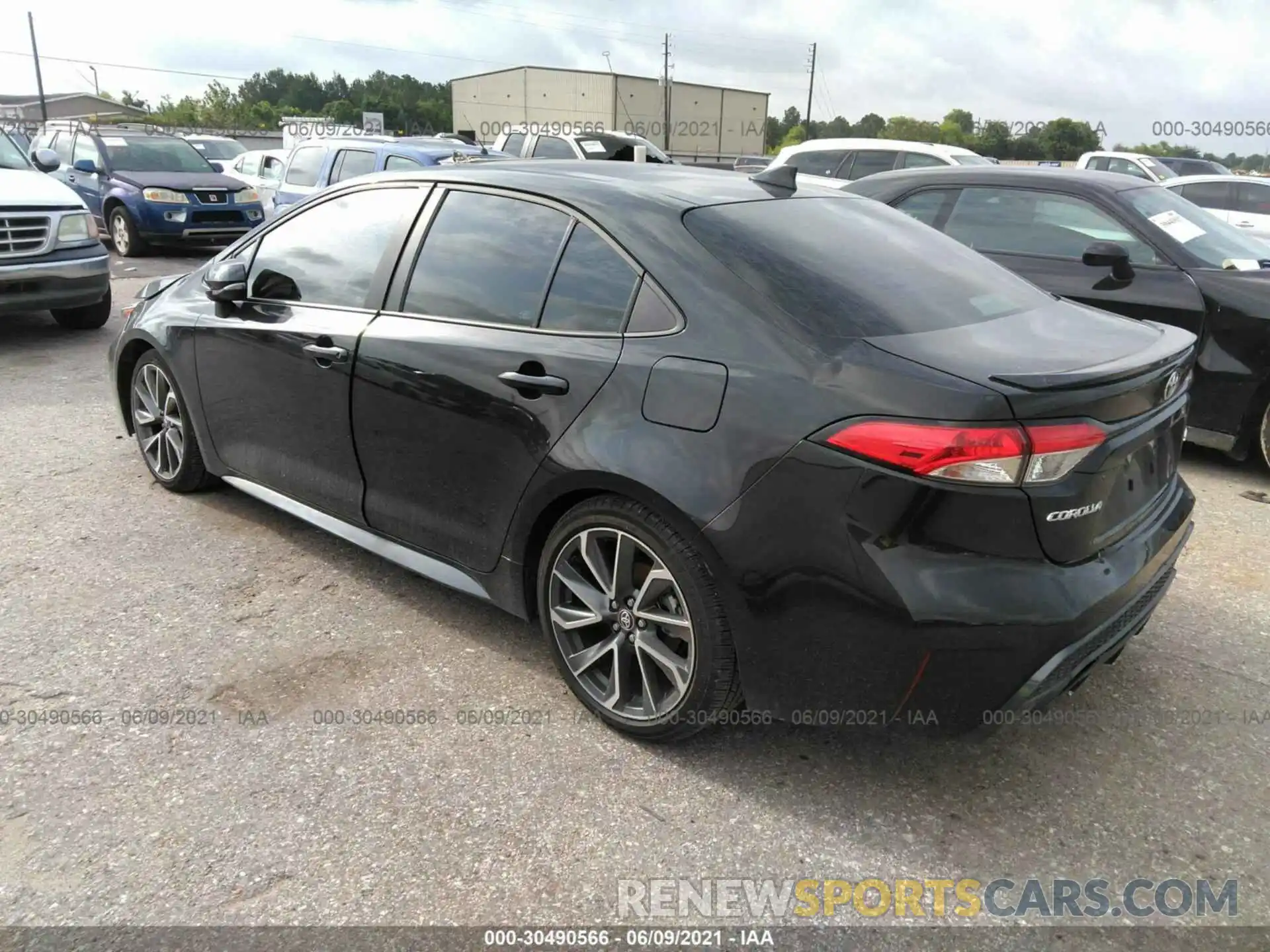 3 Photograph of a damaged car 5YFS4RCE2LP056718 TOYOTA COROLLA 2020