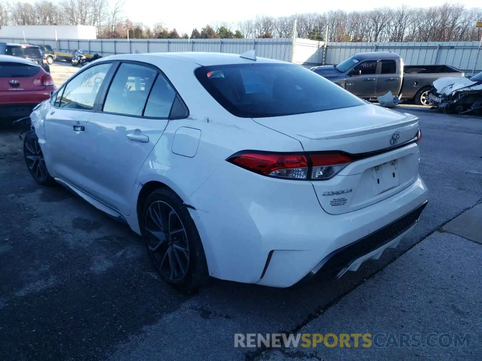 3 Photograph of a damaged car 5YFS4RCE3LP008144 TOYOTA COROLLA 2020