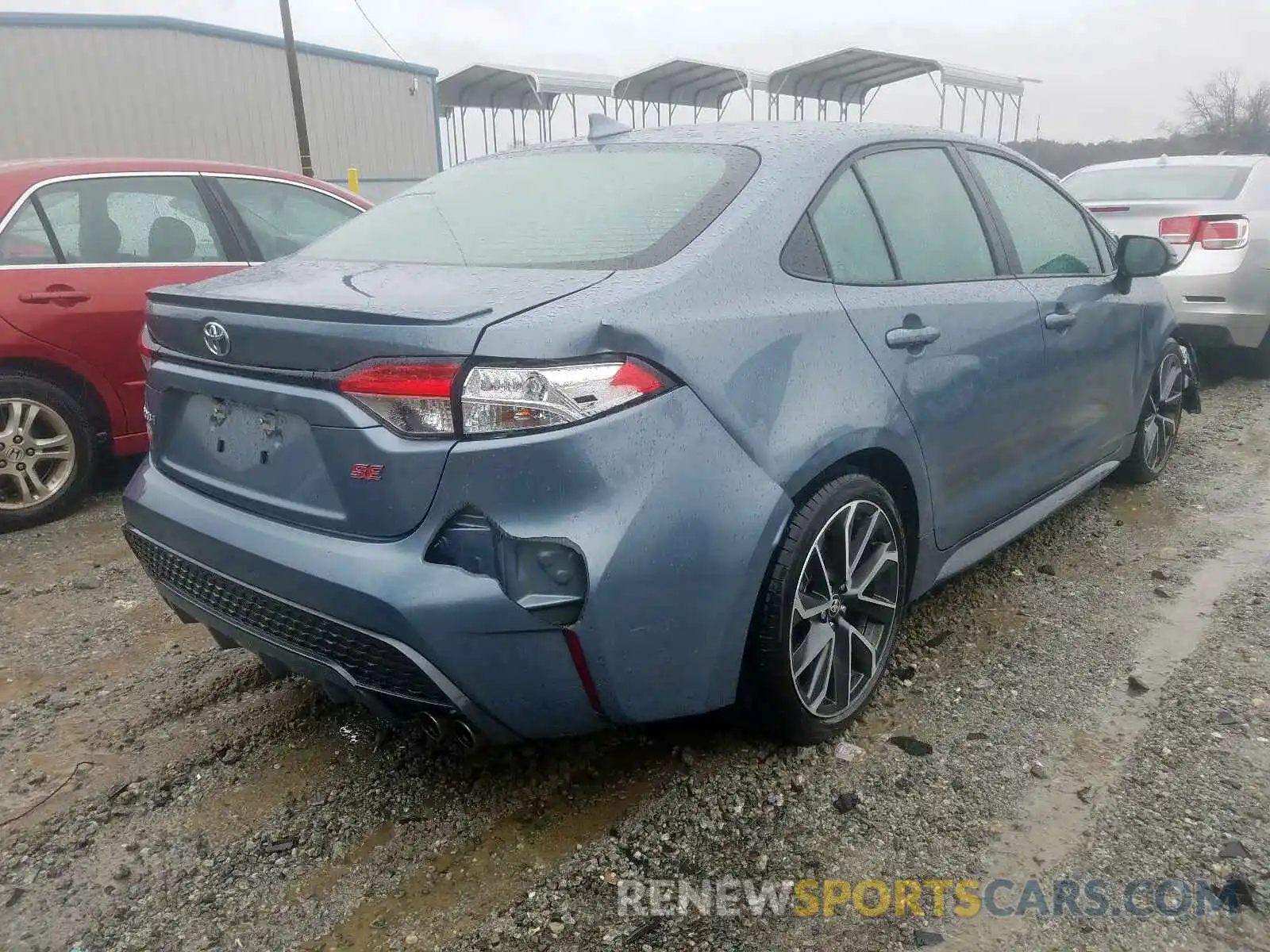 4 Photograph of a damaged car 5YFS4RCE3LP008807 TOYOTA COROLLA 2020