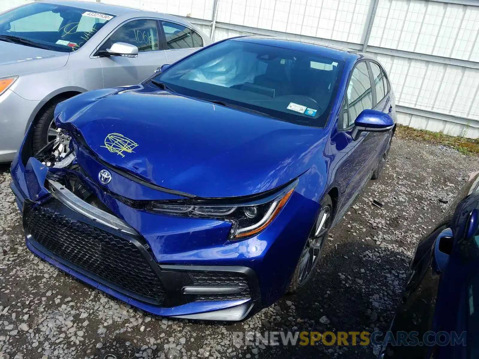 2 Photograph of a damaged car 5YFS4RCE3LP012694 TOYOTA COROLLA 2020