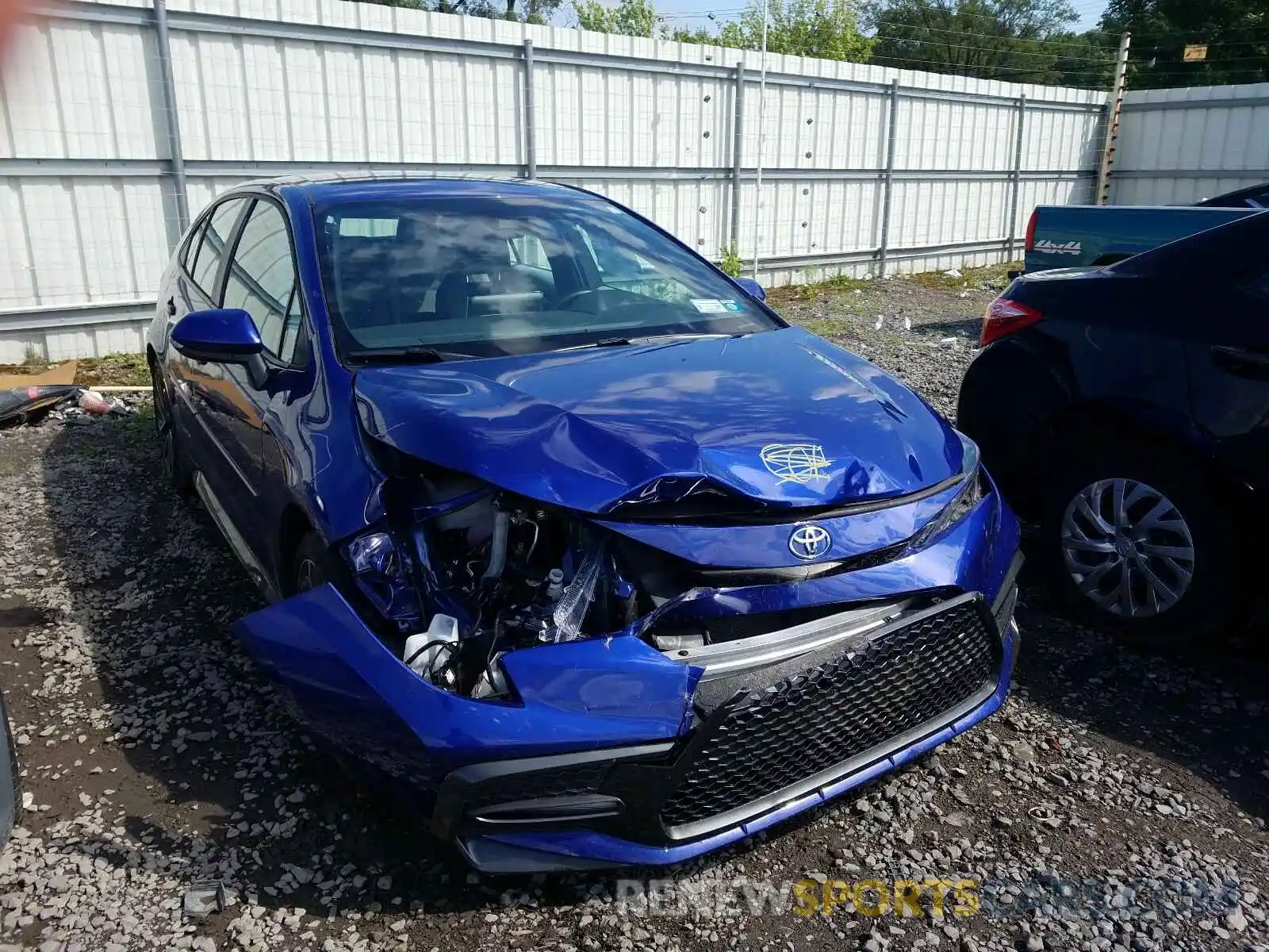 9 Photograph of a damaged car 5YFS4RCE3LP012694 TOYOTA COROLLA 2020