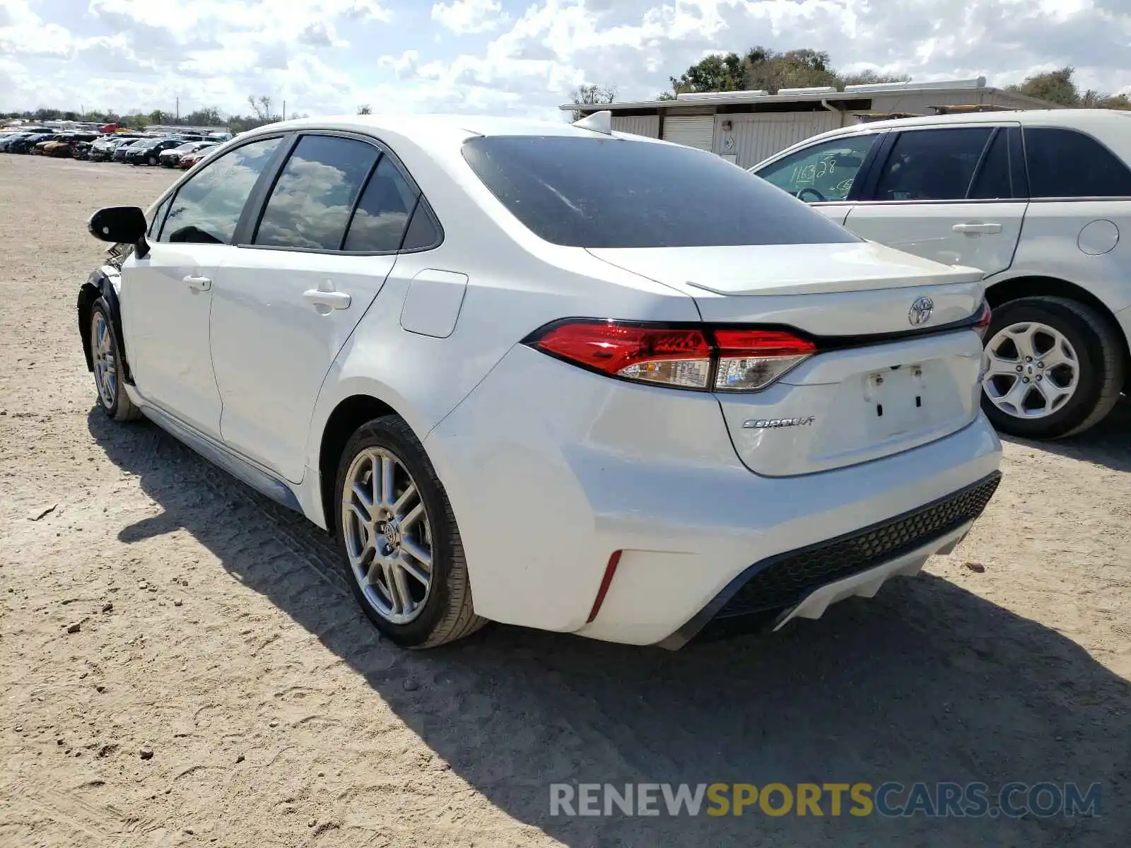 3 Photograph of a damaged car 5YFS4RCE3LP014350 TOYOTA COROLLA 2020