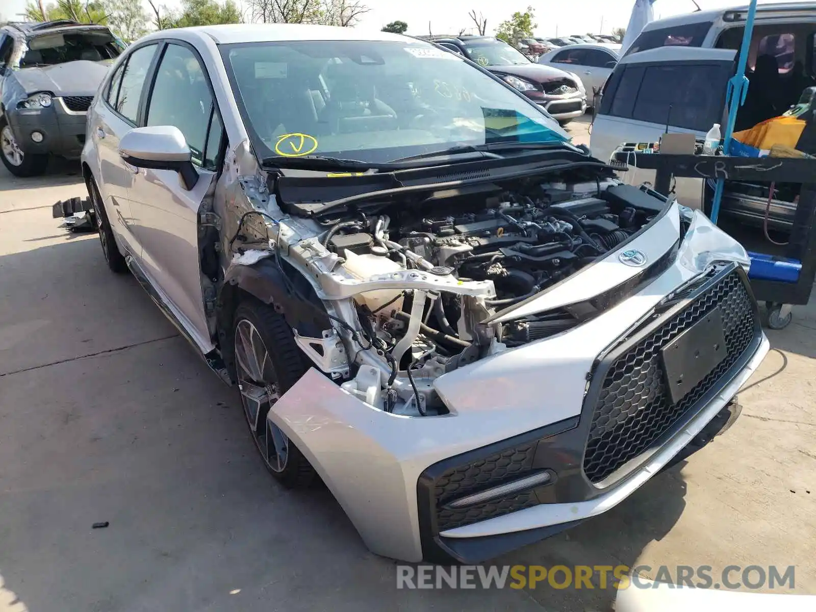 1 Photograph of a damaged car 5YFS4RCE3LP014770 TOYOTA COROLLA 2020